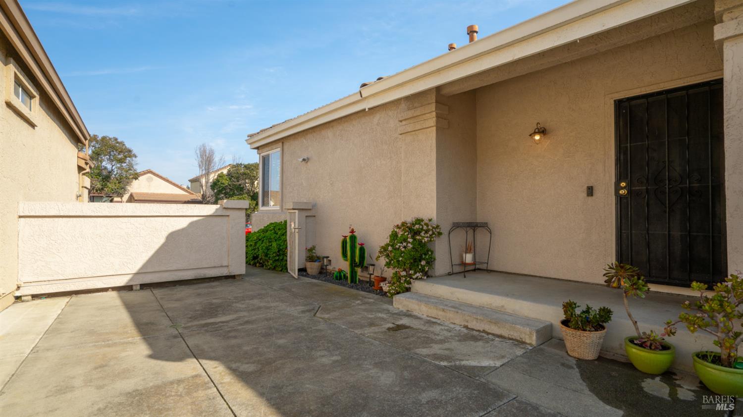 Detail Gallery Image 21 of 29 For 1405 Tillman St, Suisun City,  CA 94585 - 2 Beds | 2 Baths