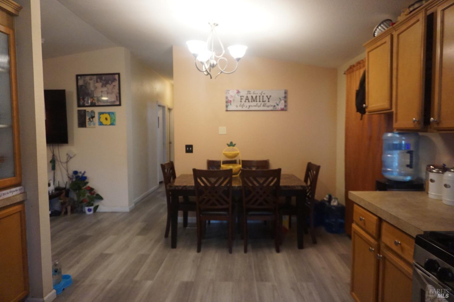 Detail Gallery Image 17 of 33 For 6004 Monticello Rd 7, Napa,  CA 94558 - 3 Beds | 2 Baths