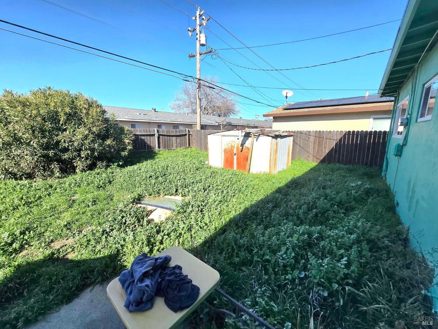 Detail Gallery Image 9 of 27 For 1419 Eisenhower St, Fairfield,  CA 94533 - 3 Beds | 1 Baths