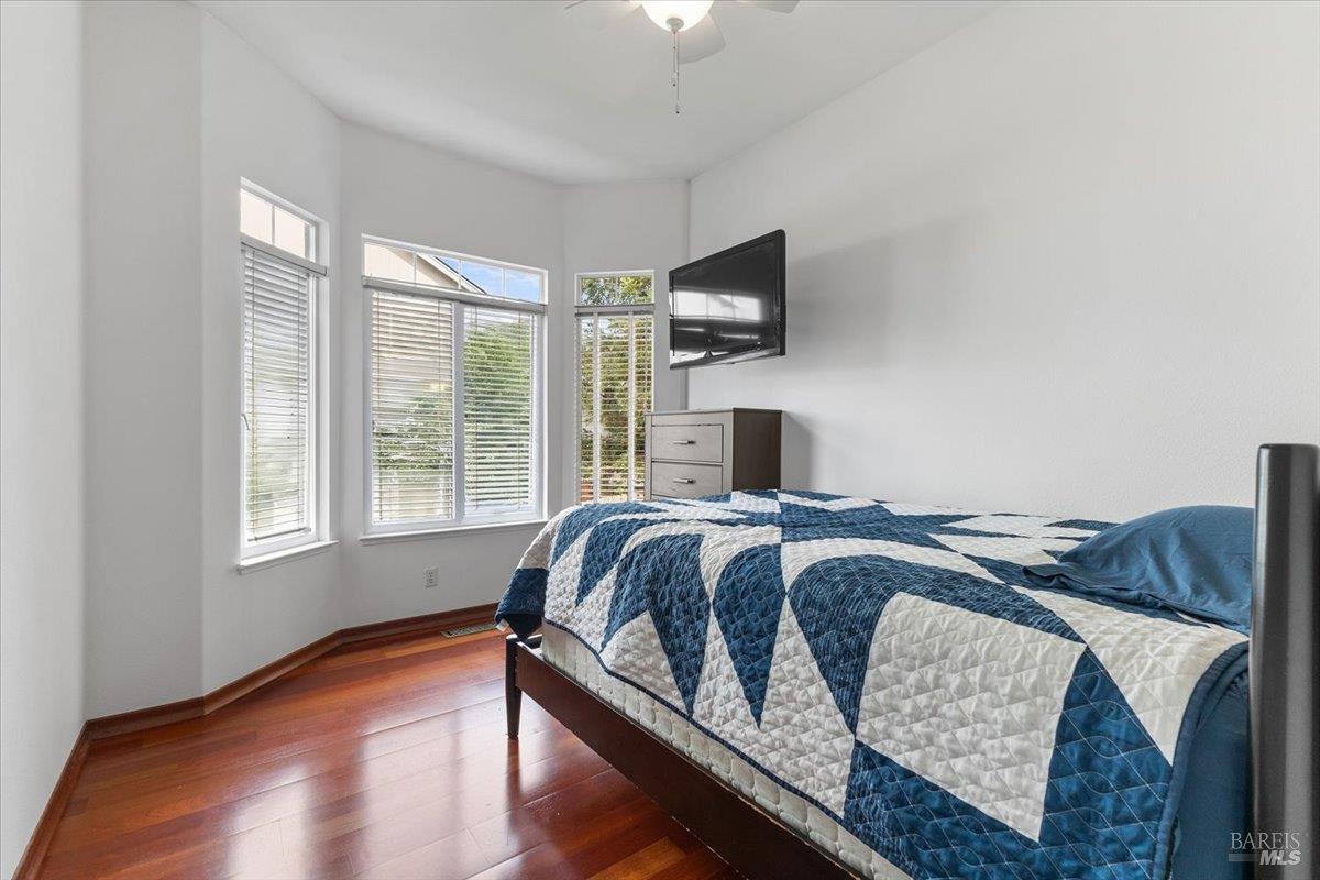 Detail Gallery Image 11 of 29 For 5739 Owls Nest Dr, Santa Rosa,  CA 95409 - 3 Beds | 2 Baths