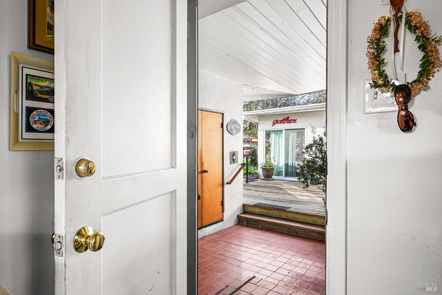 Detail Gallery Image 17 of 52 For 2003 Humboldt St, Santa Rosa,  CA 95404 - 2 Beds | 2 Baths