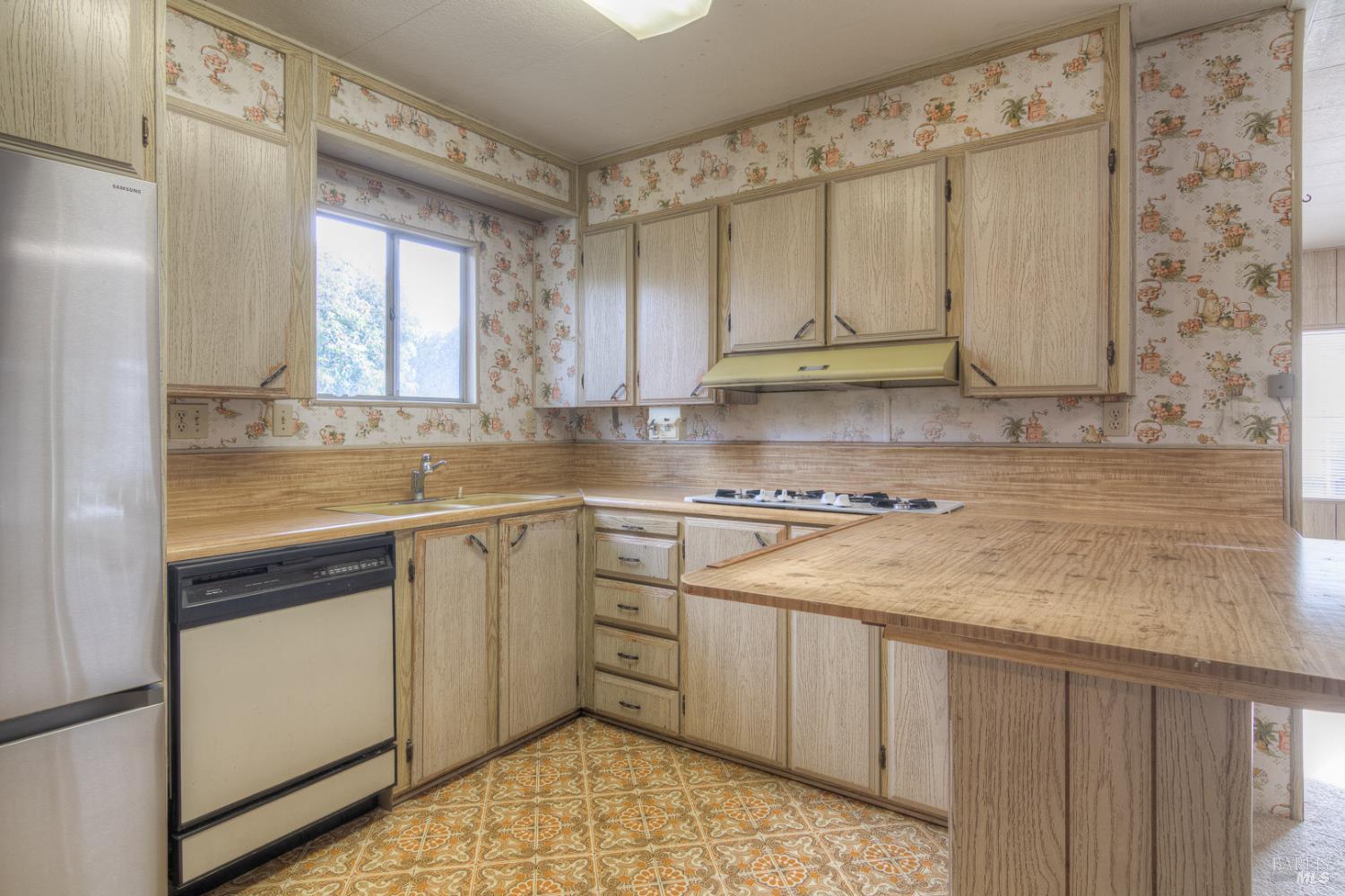 Detail Gallery Image 17 of 42 For 24 Constance Dr, Vallejo,  CA 94590 - 2 Beds | 2 Baths