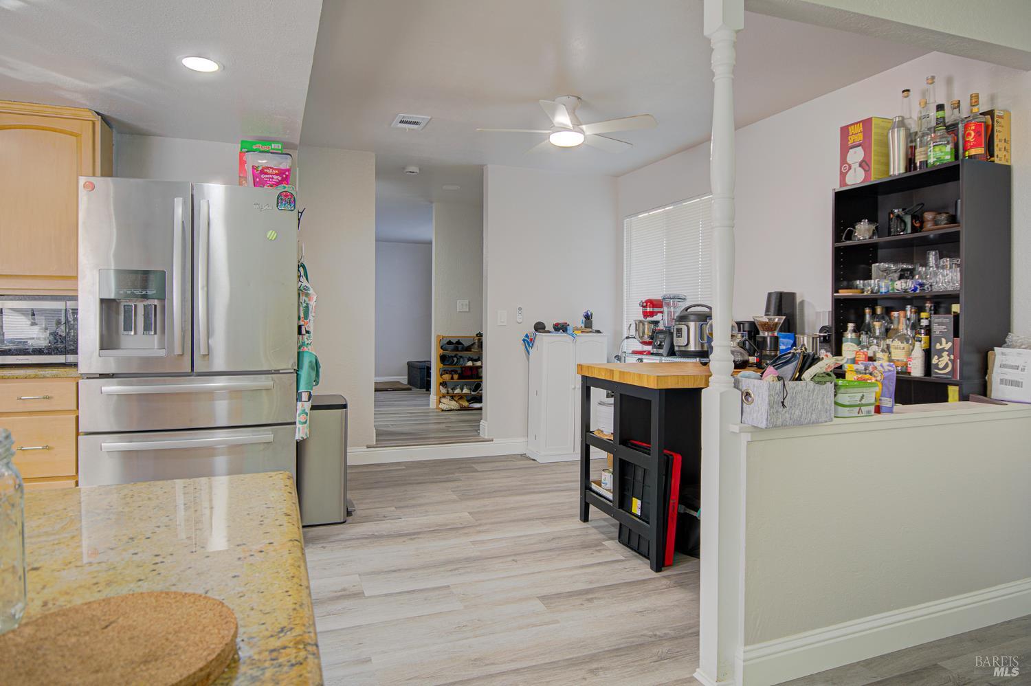 Detail Gallery Image 9 of 29 For 147 Erin Dr, Vallejo,  CA 94589 - 3 Beds | 2 Baths