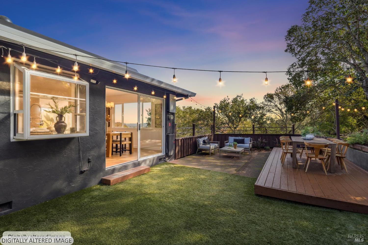 Detail Gallery Image 29 of 67 For 81 Rose St, San Rafael,  CA 94901 - 5 Beds | 3 Baths