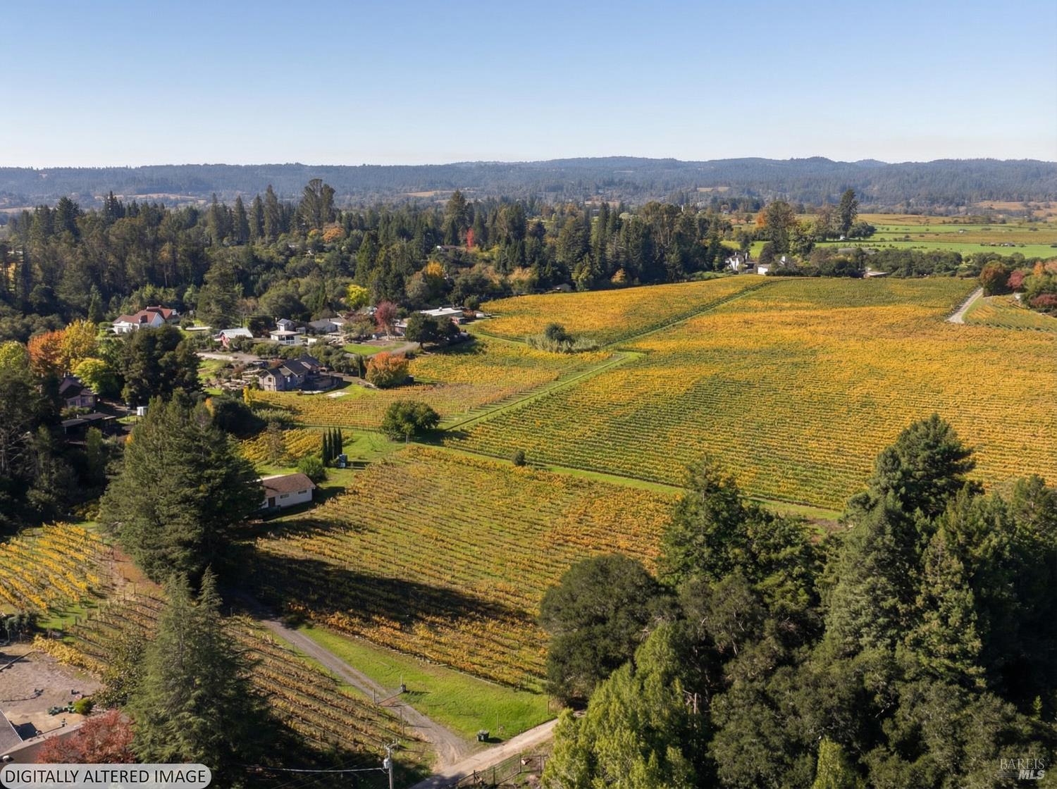 Detail Gallery Image 13 of 21 For 5555 Rio Vida Ln, Sebastopol,  CA 95472 - 3 Beds | 2 Baths