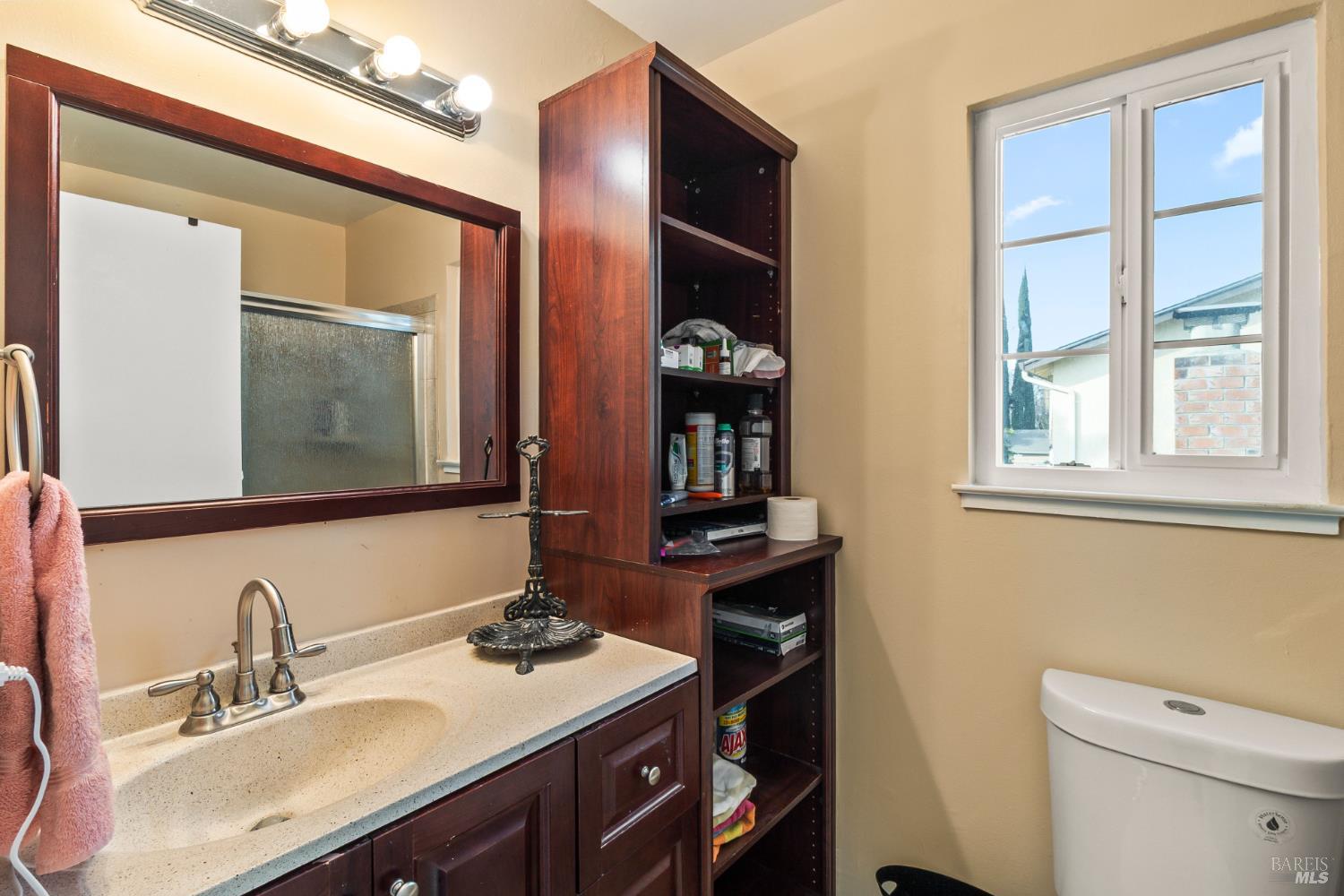 Detail Gallery Image 24 of 50 For 160 Bristol Dr, Vacaville,  CA 95687 - 4 Beds | 2/1 Baths