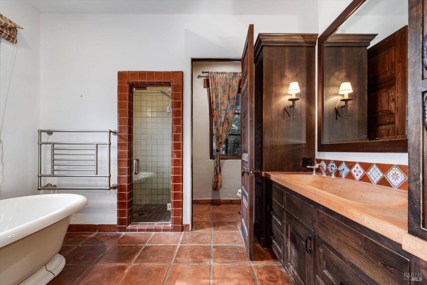 Detail Gallery Image 21 of 72 For 969 Rachael Rd, Sonoma,  CA 95476 - 4 Beds | 3/2 Baths