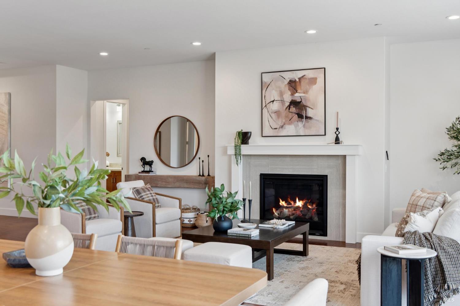 Detail Gallery Image 21 of 83 For 5677 Eastlake Dr, Santa Rosa,  CA 95409 - 5 Beds | 4 Baths