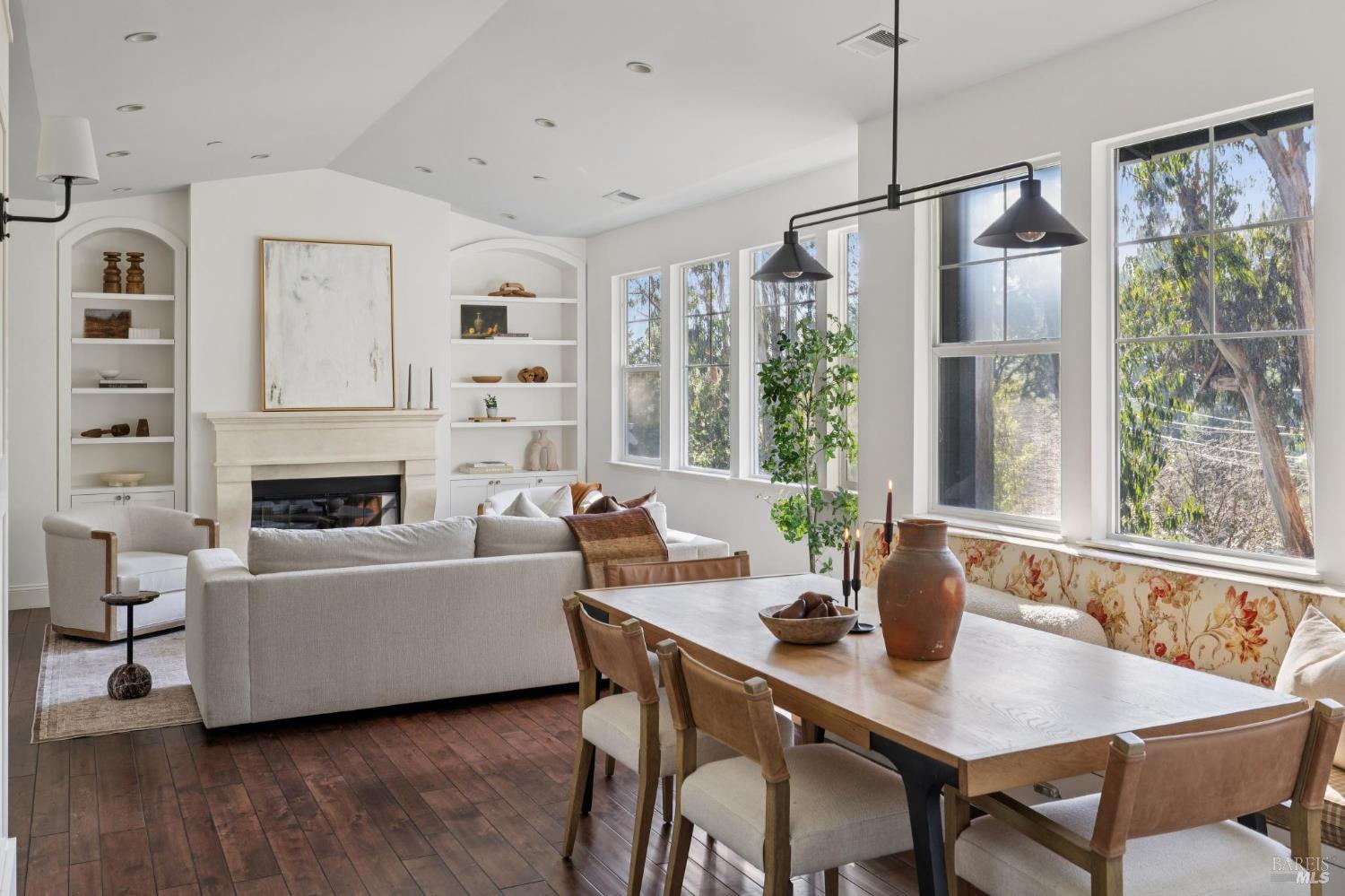 Detail Gallery Image 10 of 68 For 529 Alta Way, Mill Valley,  CA 94941 - 4 Beds | 2/1 Baths