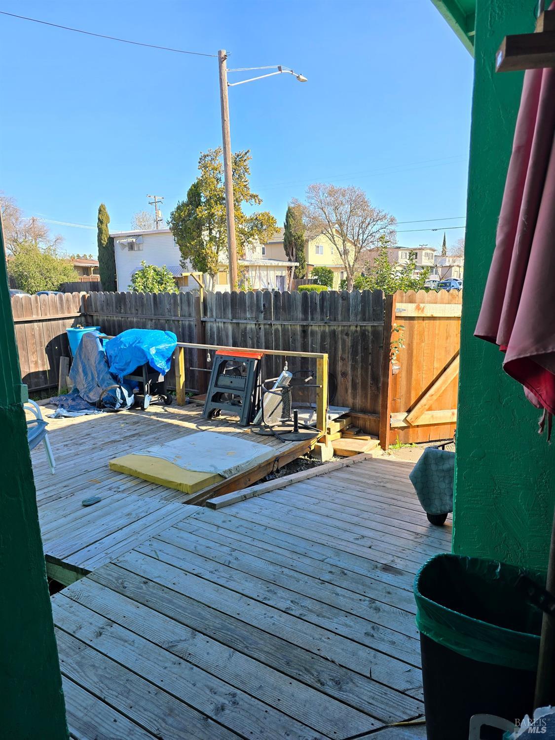 Detail Gallery Image 11 of 27 For 1419 Eisenhower St, Fairfield,  CA 94533 - 3 Beds | 1 Baths