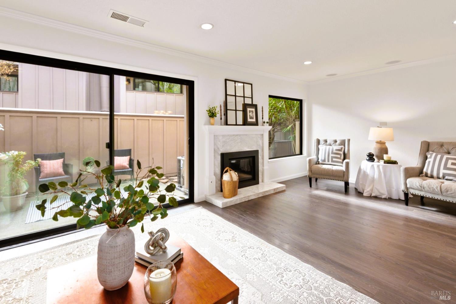 Detail Gallery Image 12 of 30 For 5 Velasco Ct, Novato,  CA 94949 - 3 Beds | 2/1 Baths