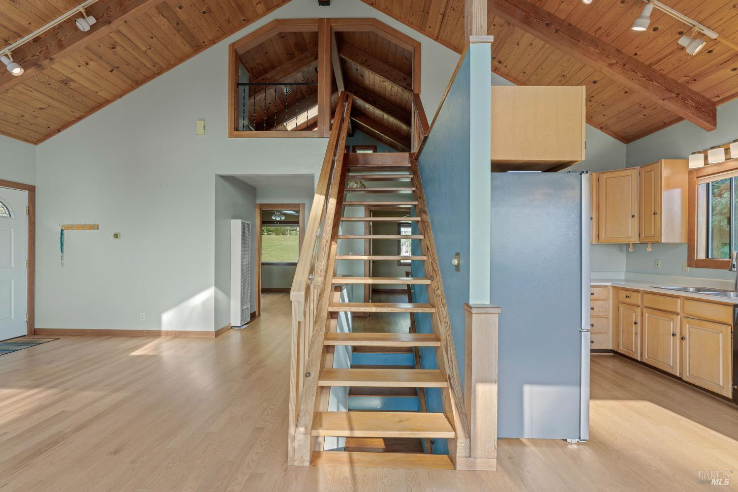 Detail Gallery Image 16 of 23 For 35520 Ocean View Ct, Gualala,  CA 95445 - 3 Beds | 2 Baths