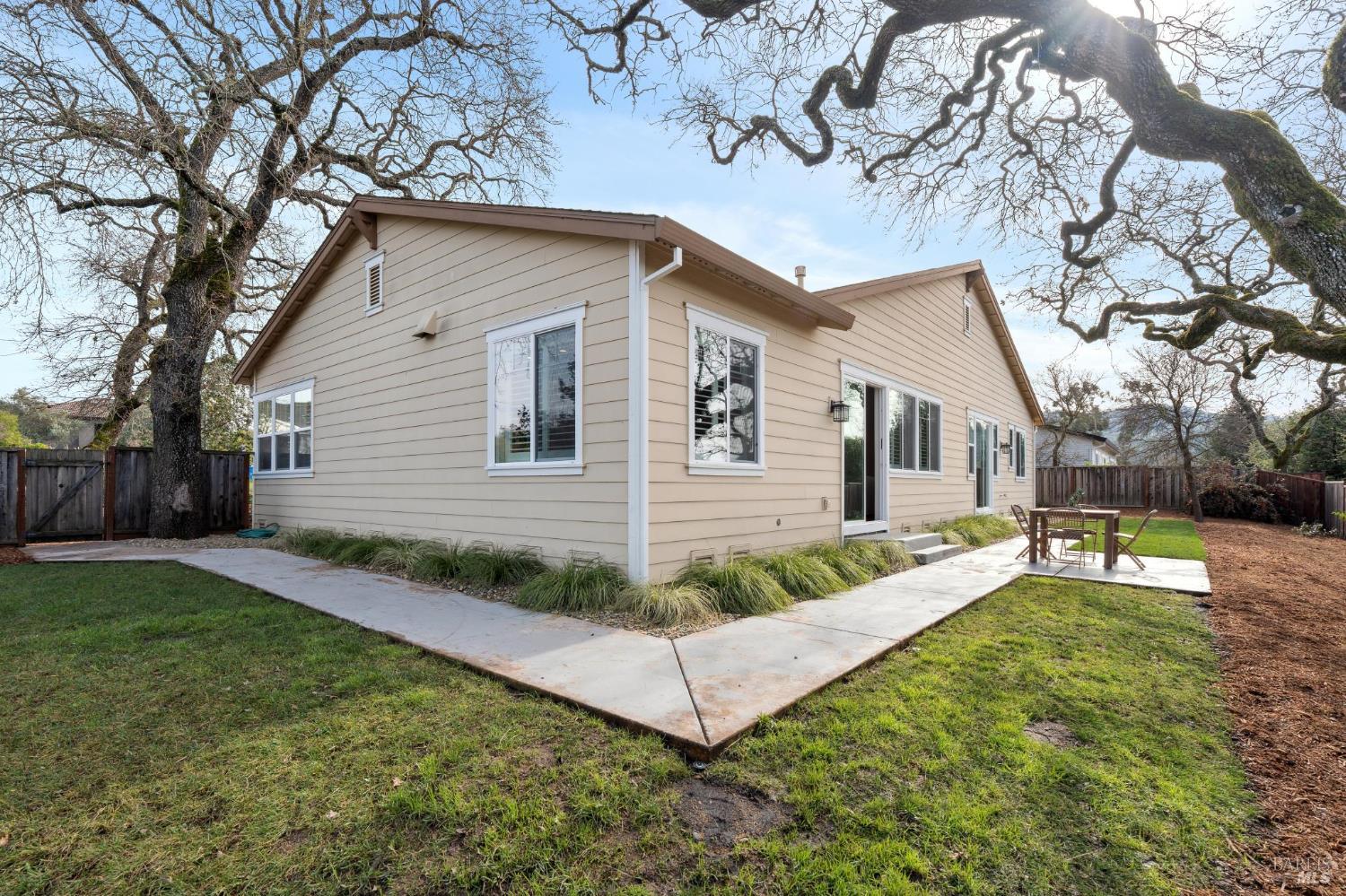 Detail Gallery Image 73 of 83 For 5677 Eastlake Dr, Santa Rosa,  CA 95409 - 5 Beds | 4 Baths