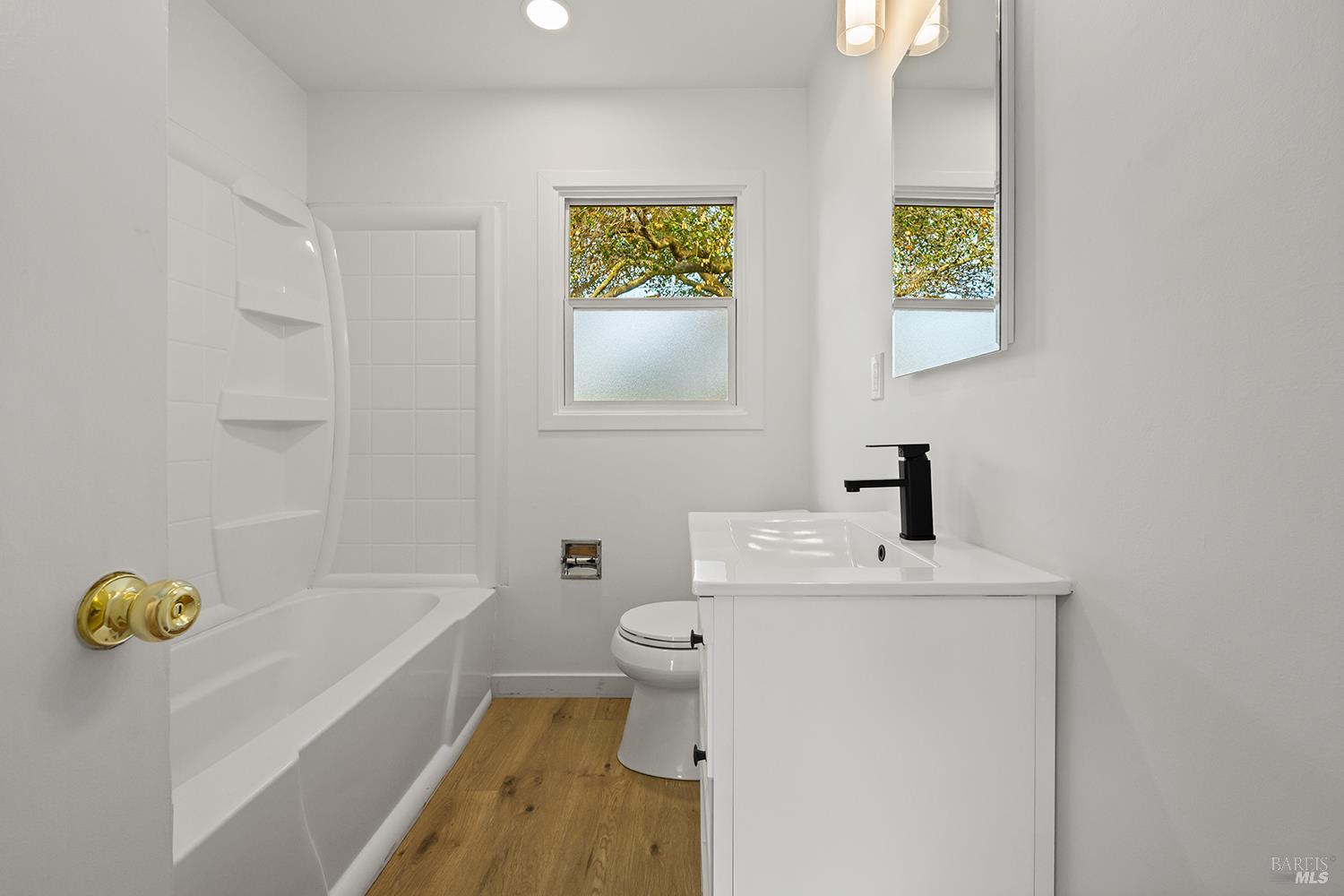 Detail Gallery Image 8 of 24 For 3119 Magowan Dr, Santa Rosa,  CA 95405 - 3 Beds | 1 Baths