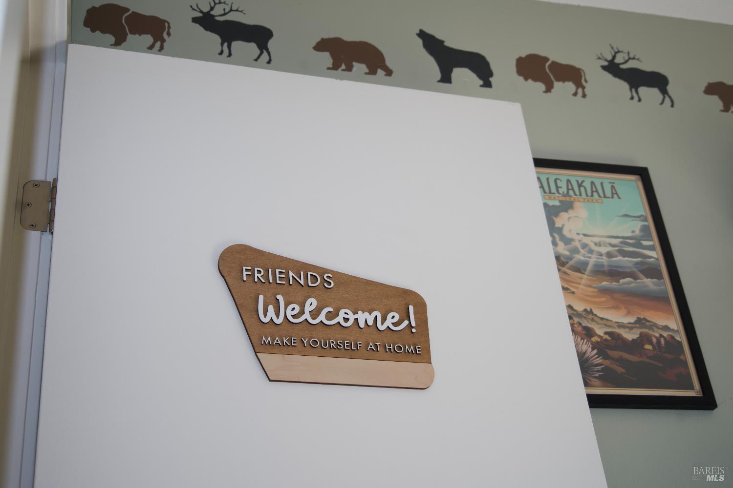 Detail Gallery Image 7 of 32 For 5050 Parkhurst Dr, Santa Rosa,  CA 95409 - 3 Beds | 1 Baths