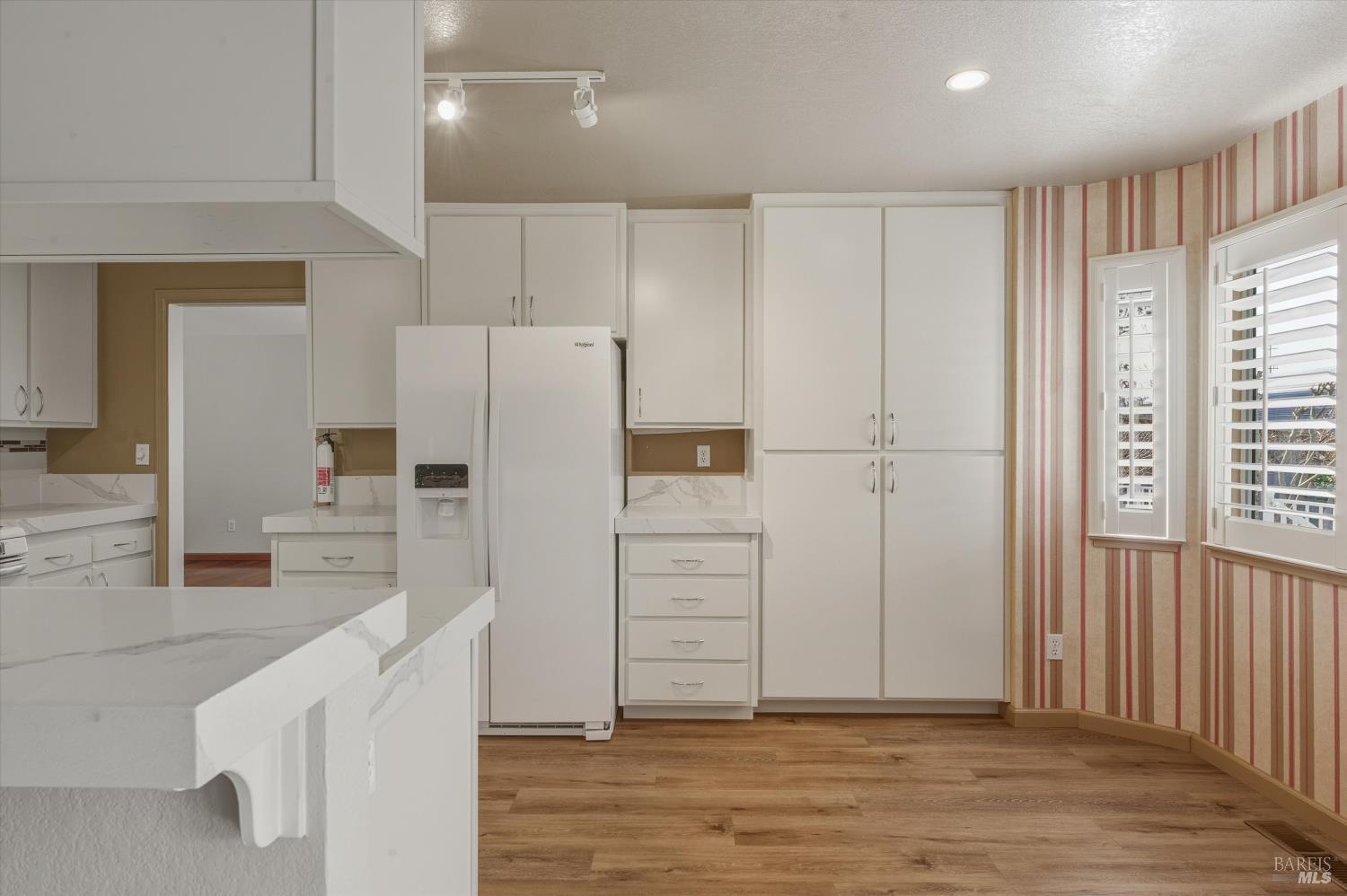 Detail Gallery Image 11 of 49 For 8873 Lebec Ln, Cotati,  CA 94931 - 4 Beds | 3 Baths