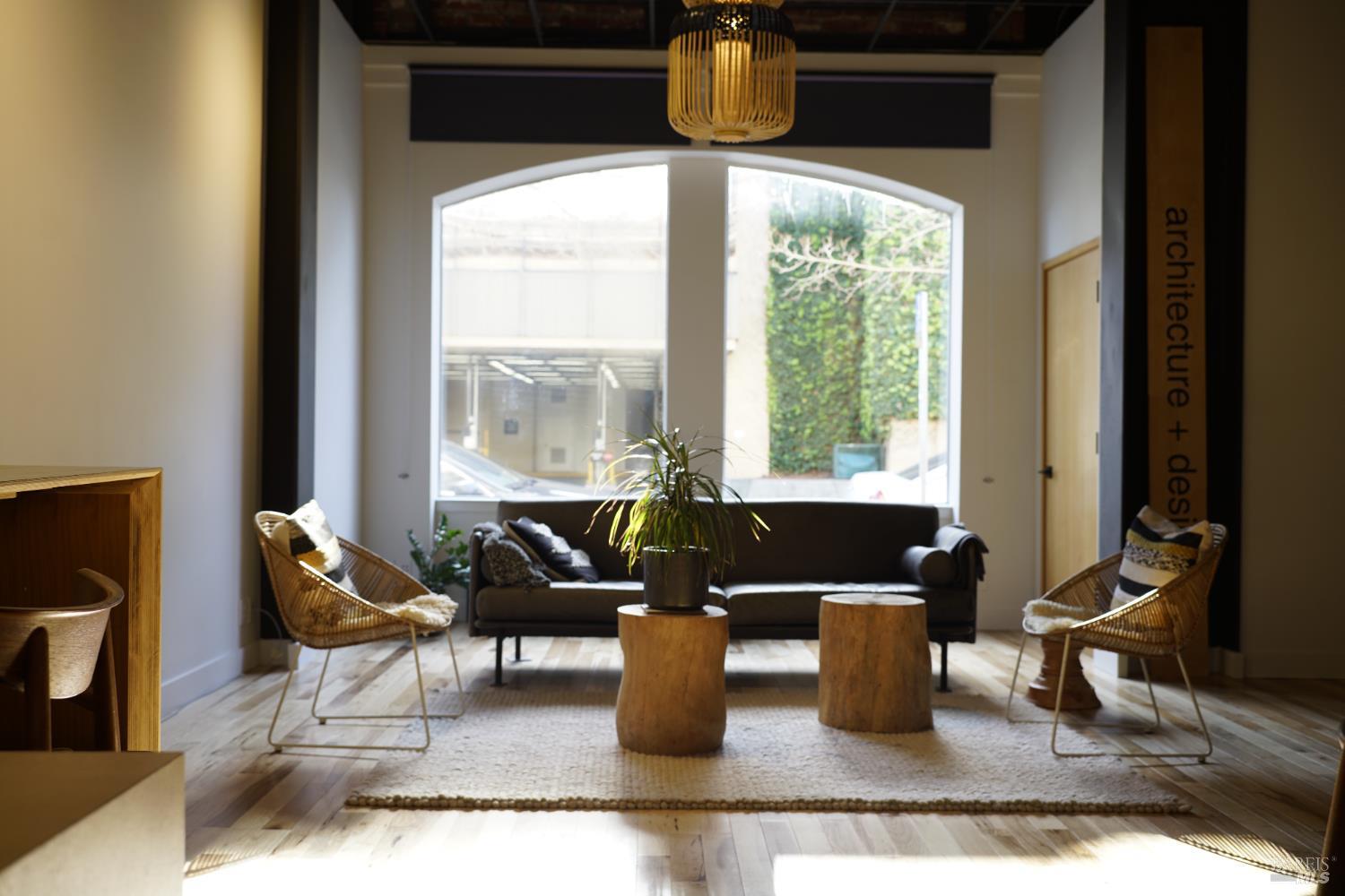 Front Image Thumbnail for BA326008187