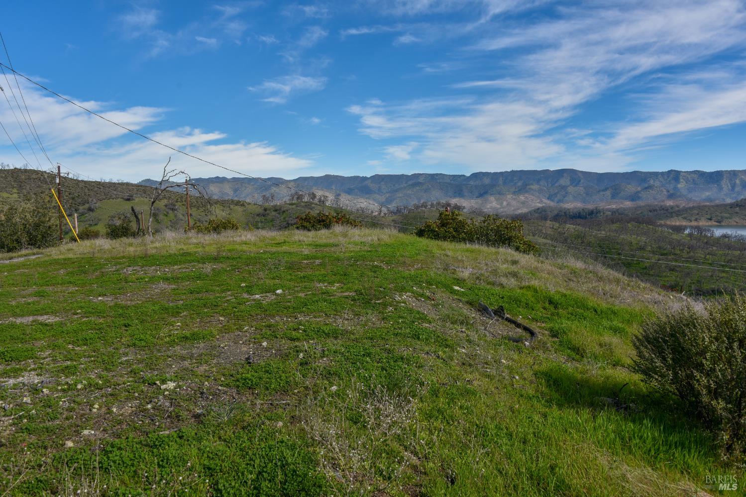 Detail Gallery Image 18 of 22 For 265 Mulford Dr, Napa,  CA 94558 - – Beds | – Baths