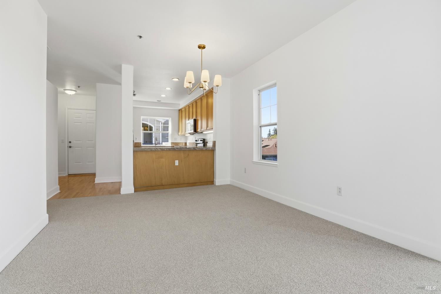 Detail Gallery Image 16 of 35 For 852 Diablo Ave #304,  Novato,  CA 94947 - 2 Beds | 2 Baths