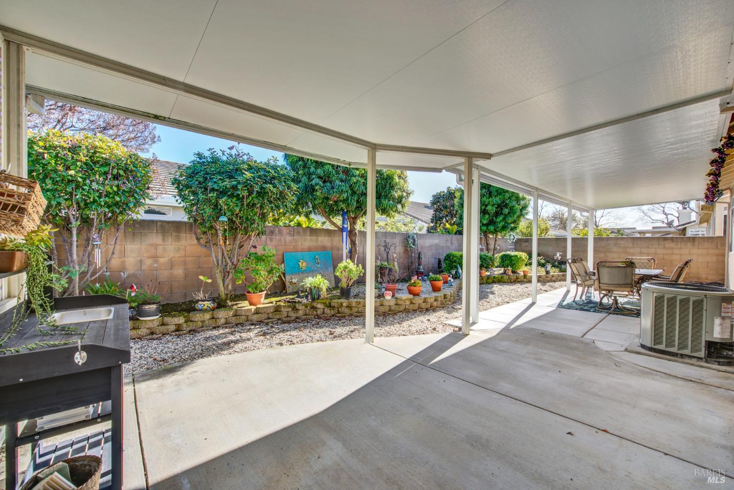 Detail Gallery Image 49 of 62 For 161 Currant Ln, Vacaville,  CA 95687 - 2 Beds | 2 Baths