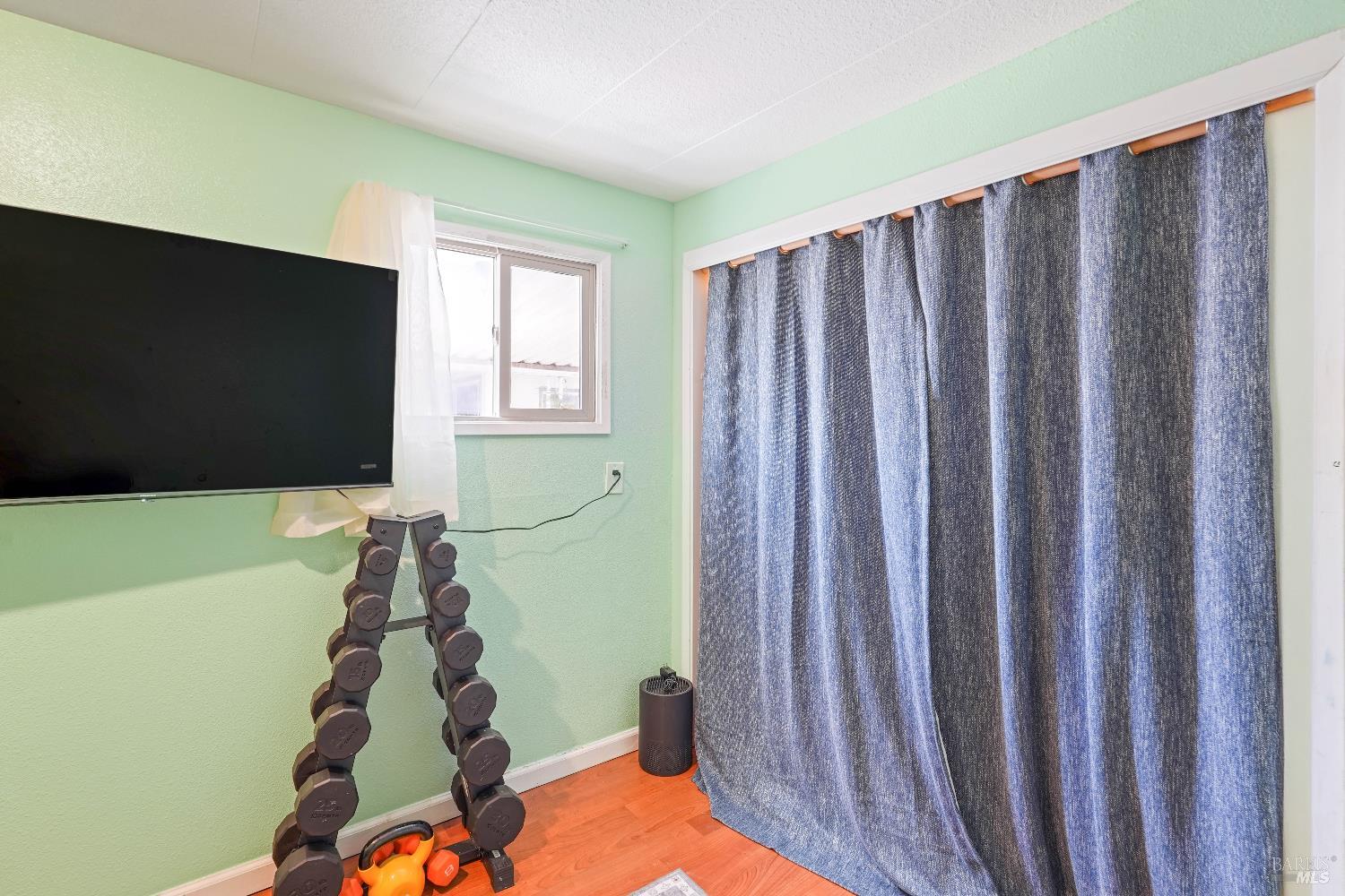 Detail Gallery Image 25 of 38 For 324 Pear Ln, Santa Rosa,  CA 95407 - 3 Beds | 2 Baths