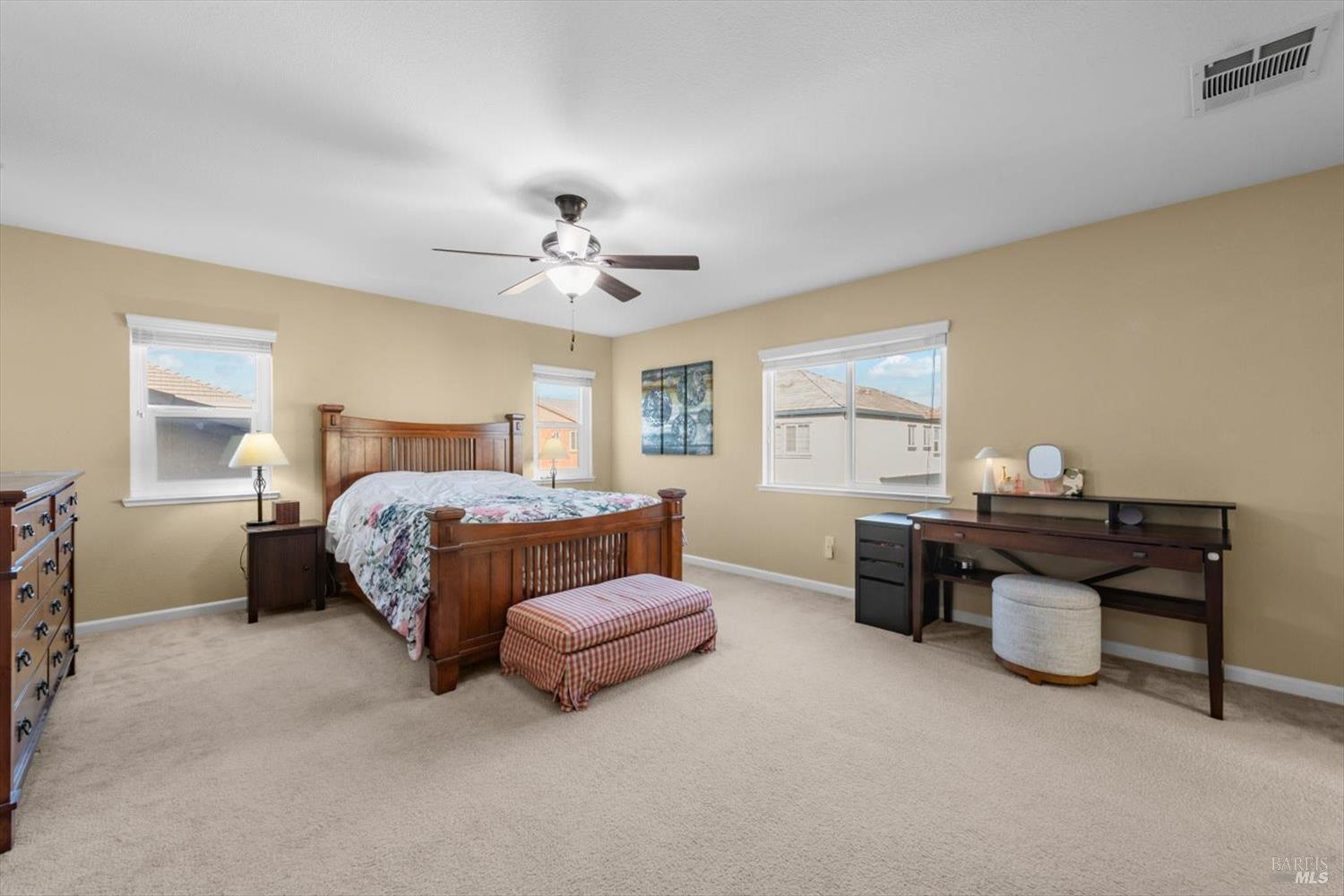 Detail Gallery Image 30 of 59 For 7079 Westminster Ct, Vacaville,  CA 95687 - 4 Beds | 2/1 Baths
