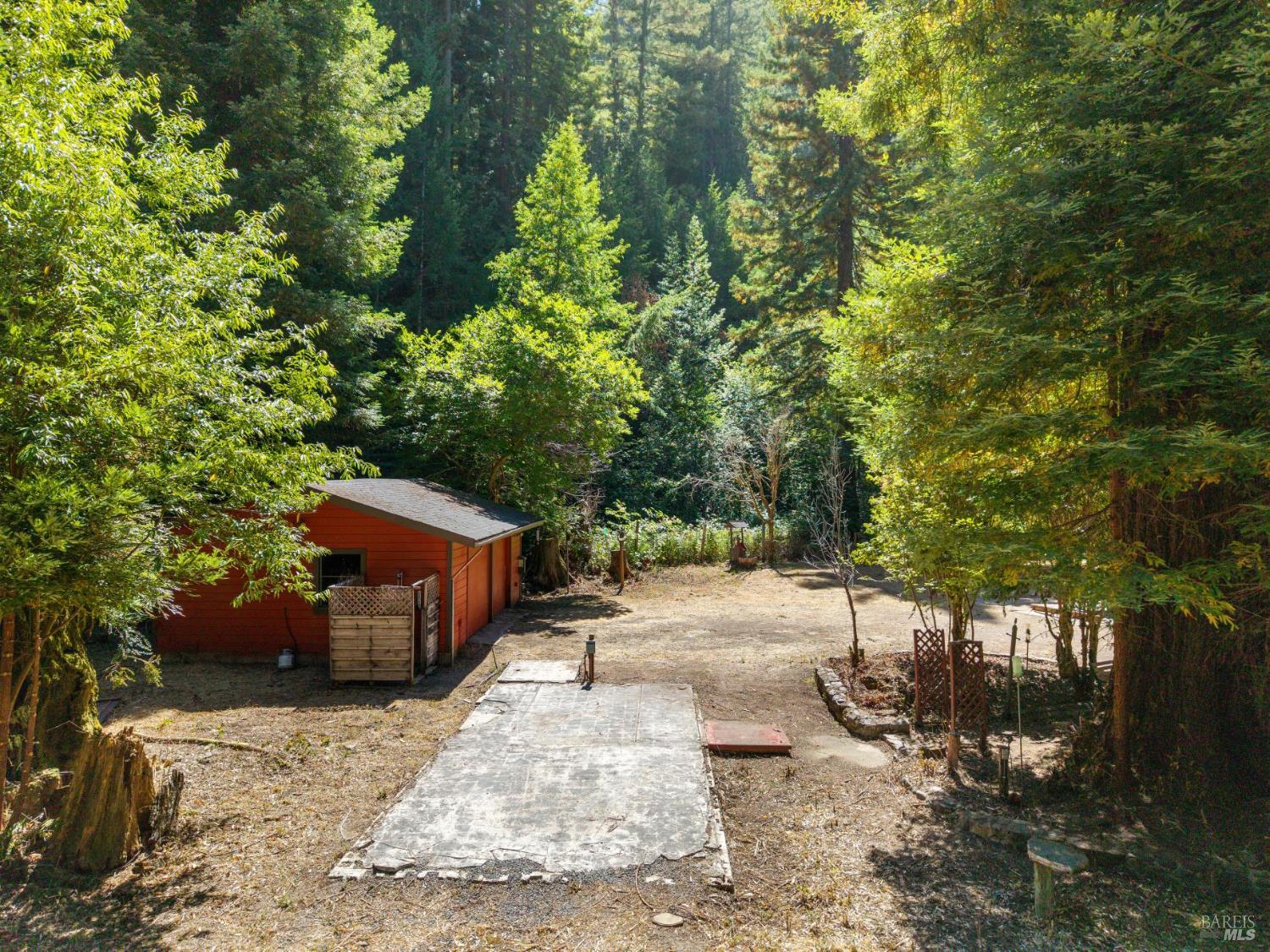 Detail Gallery Image 5 of 59 For 11 Kidd Creek Rd, Cazadero,  CA 95421 - 1 Beds | 1 Baths