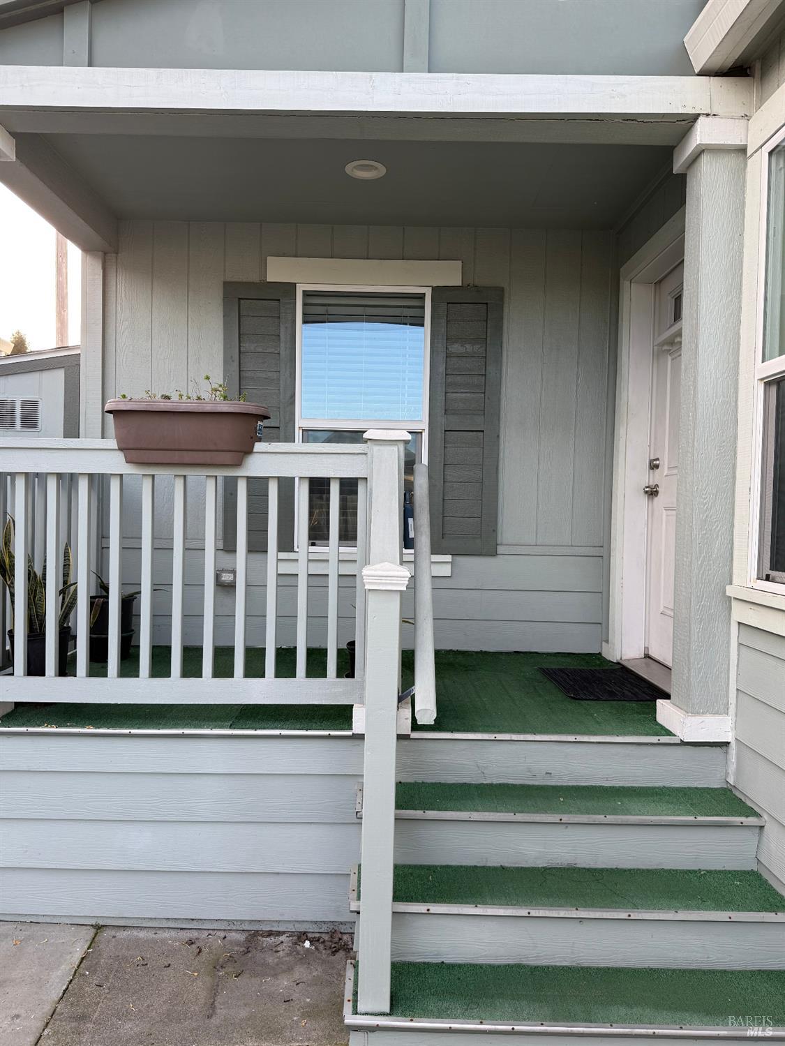 Detail Gallery Image 3 of 14 For 77 Romani Ct, Santa Rosa,  CA 95407 - 2 Beds | 2 Baths