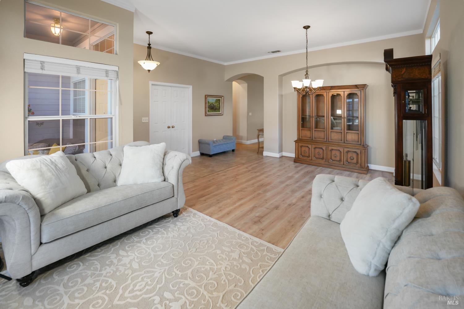 Detail Gallery Image 8 of 34 For 655 Yachtsman Ct, Dixon,  CA 95620 - 4 Beds | 2 Baths