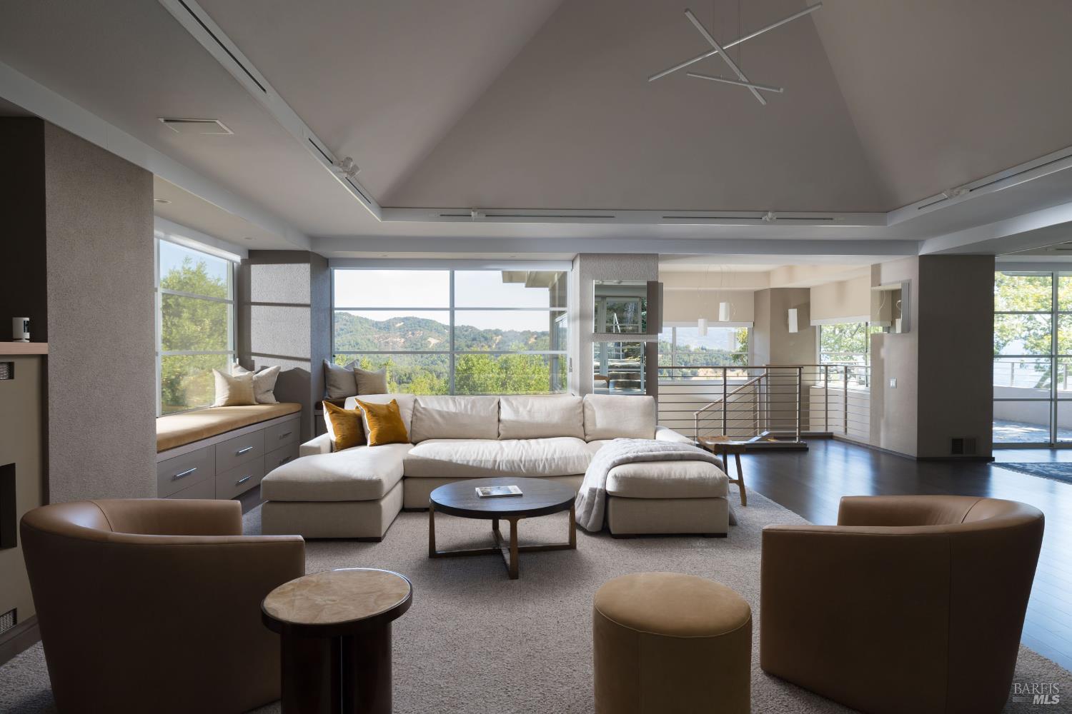 Detail Gallery Image 4 of 39 For 3685 White Alder Unkn, Sonoma,  CA 95476 - 3 Beds | 3/2 Baths