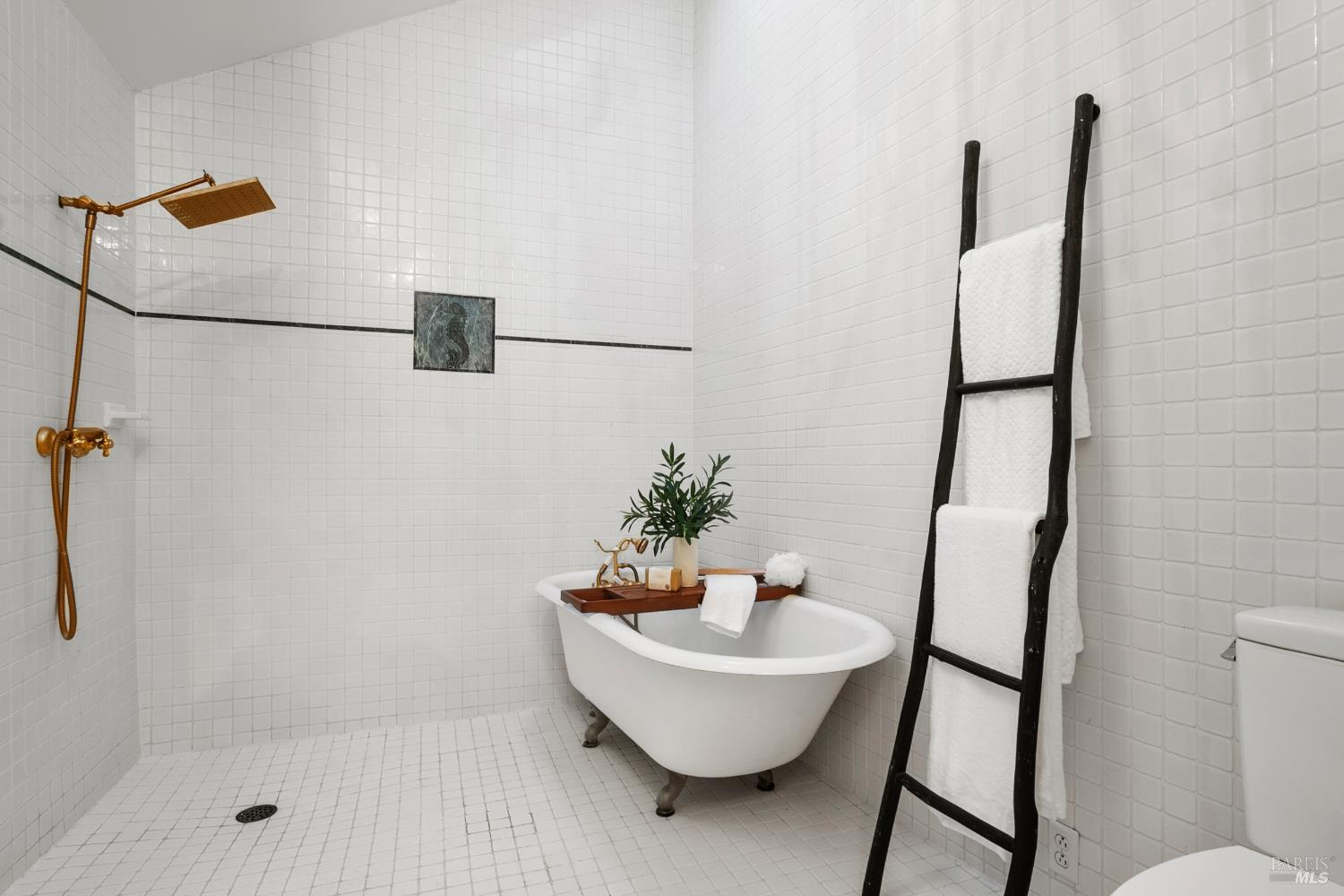 Detail Gallery Image 40 of 65 For 12303 Margie Ln, Glen Ellen,  CA 95442 - 1 Beds | 1/1 Baths