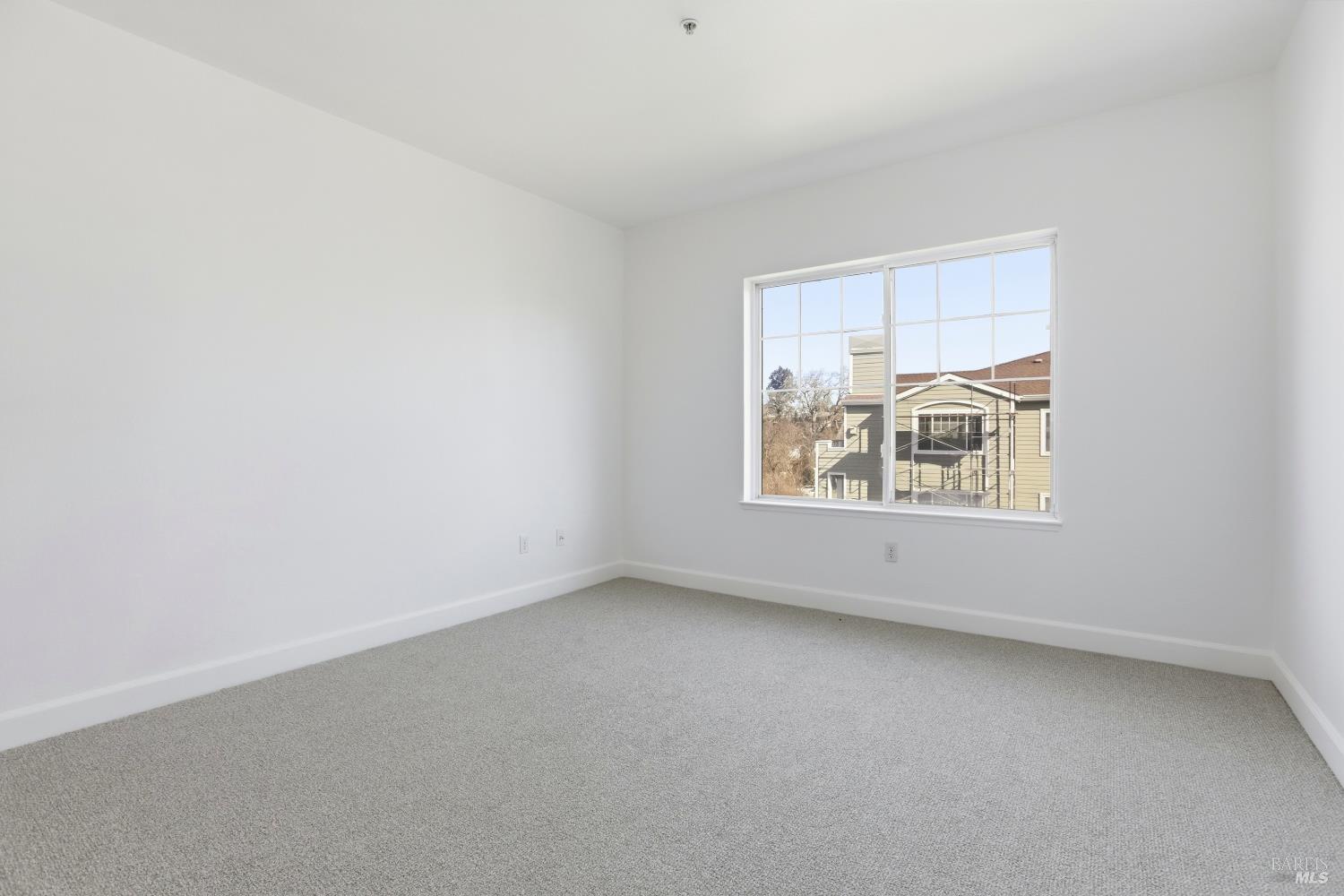 Detail Gallery Image 21 of 35 For 852 Diablo Ave #304,  Novato,  CA 94947 - 2 Beds | 2 Baths