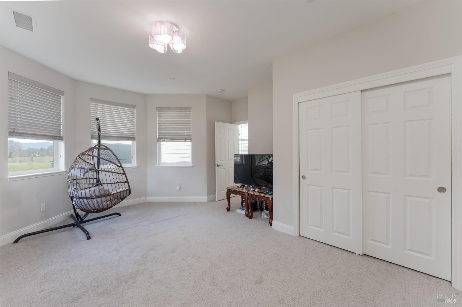 Detail Gallery Image 13 of 27 For 1407 Brothers Ln, Willits,  CA 95490 - 4 Beds | 2 Baths