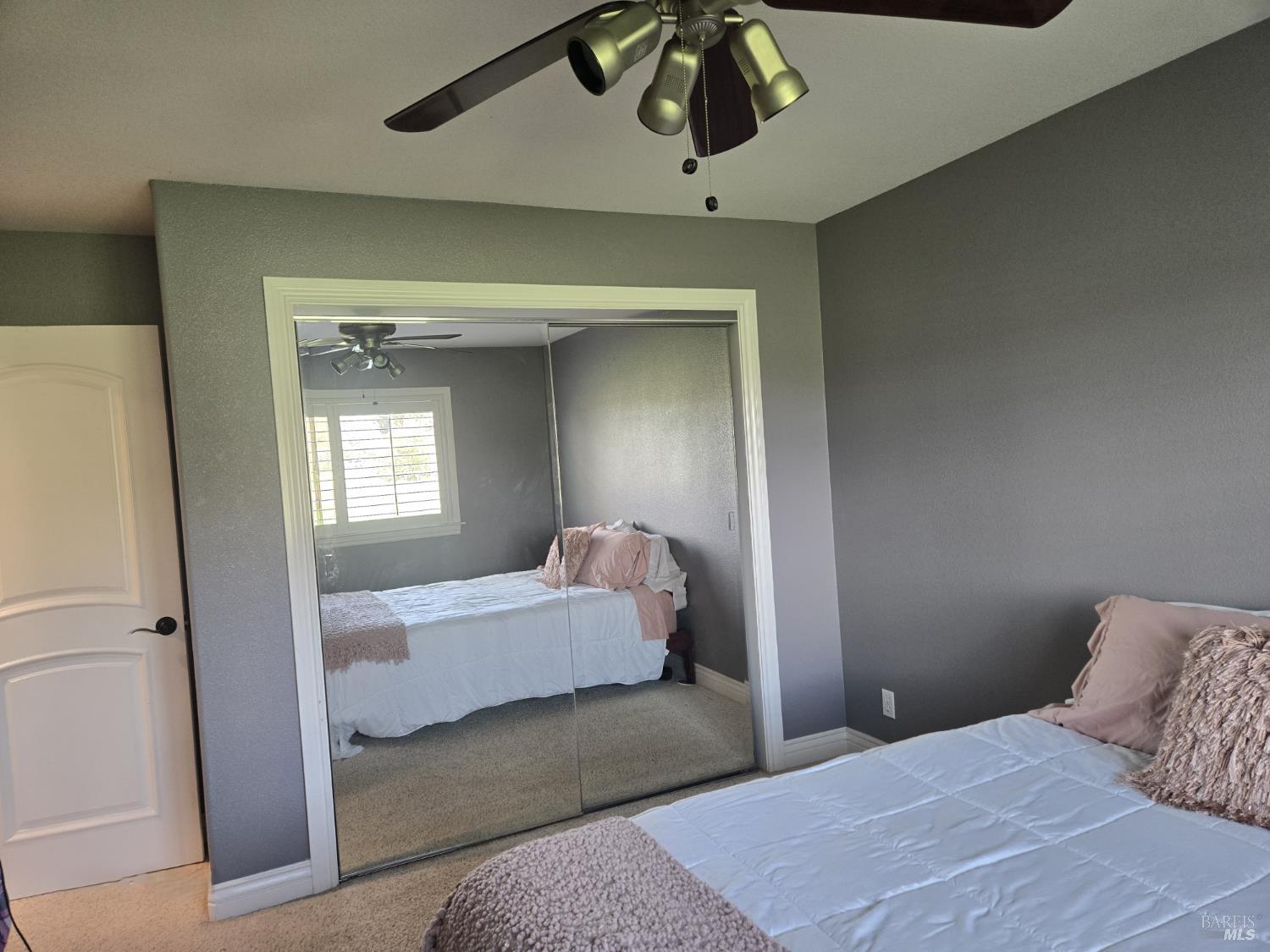 Detail Gallery Image 7 of 8 For 4782 Hall Rd, Santa Rosa,  CA 95401 - 3 Beds | 2/1 Baths