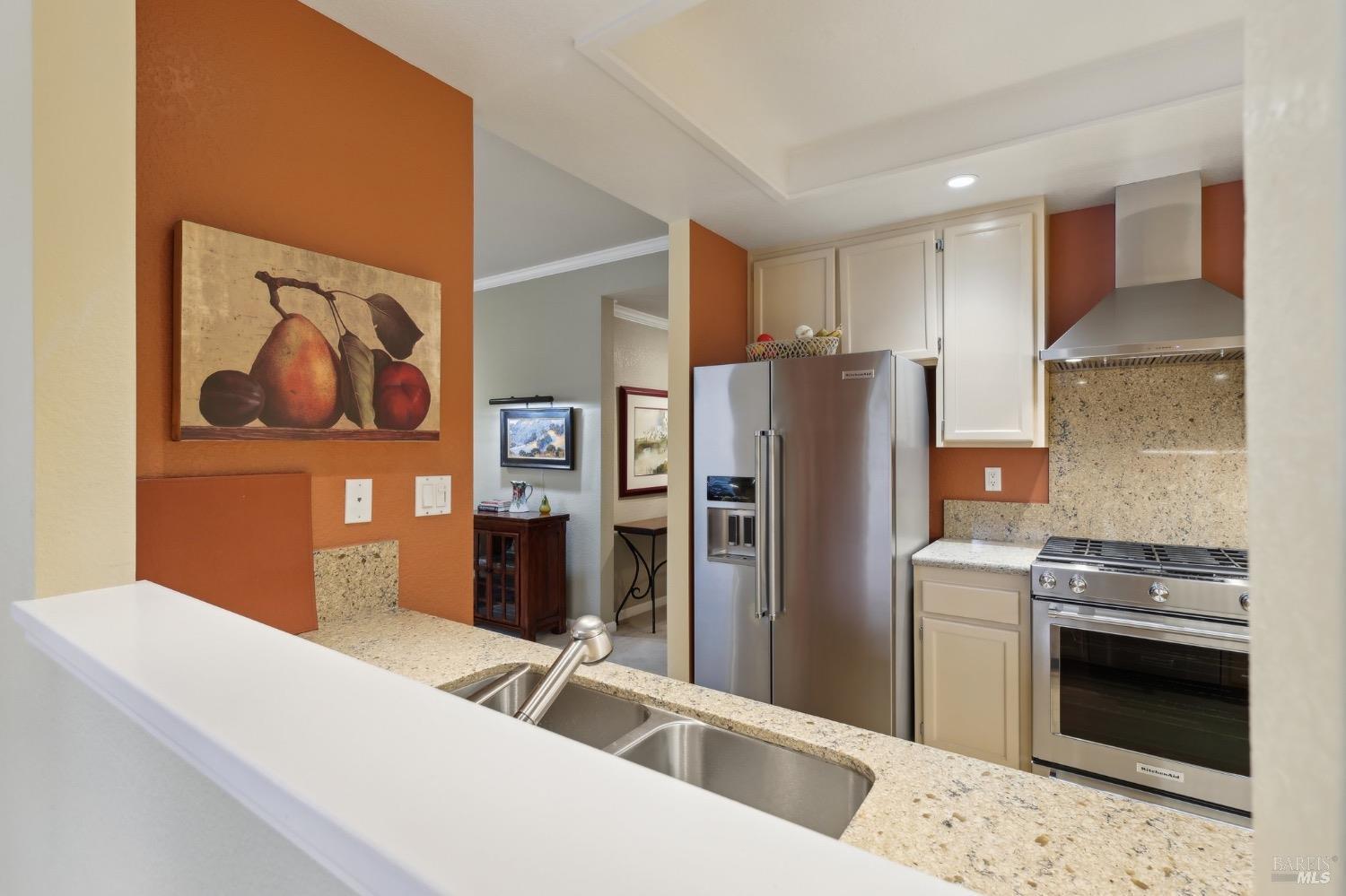 Detail Gallery Image 16 of 36 For 603 Cherry Ave, Sonoma,  CA 95476 - 2 Beds | 2 Baths