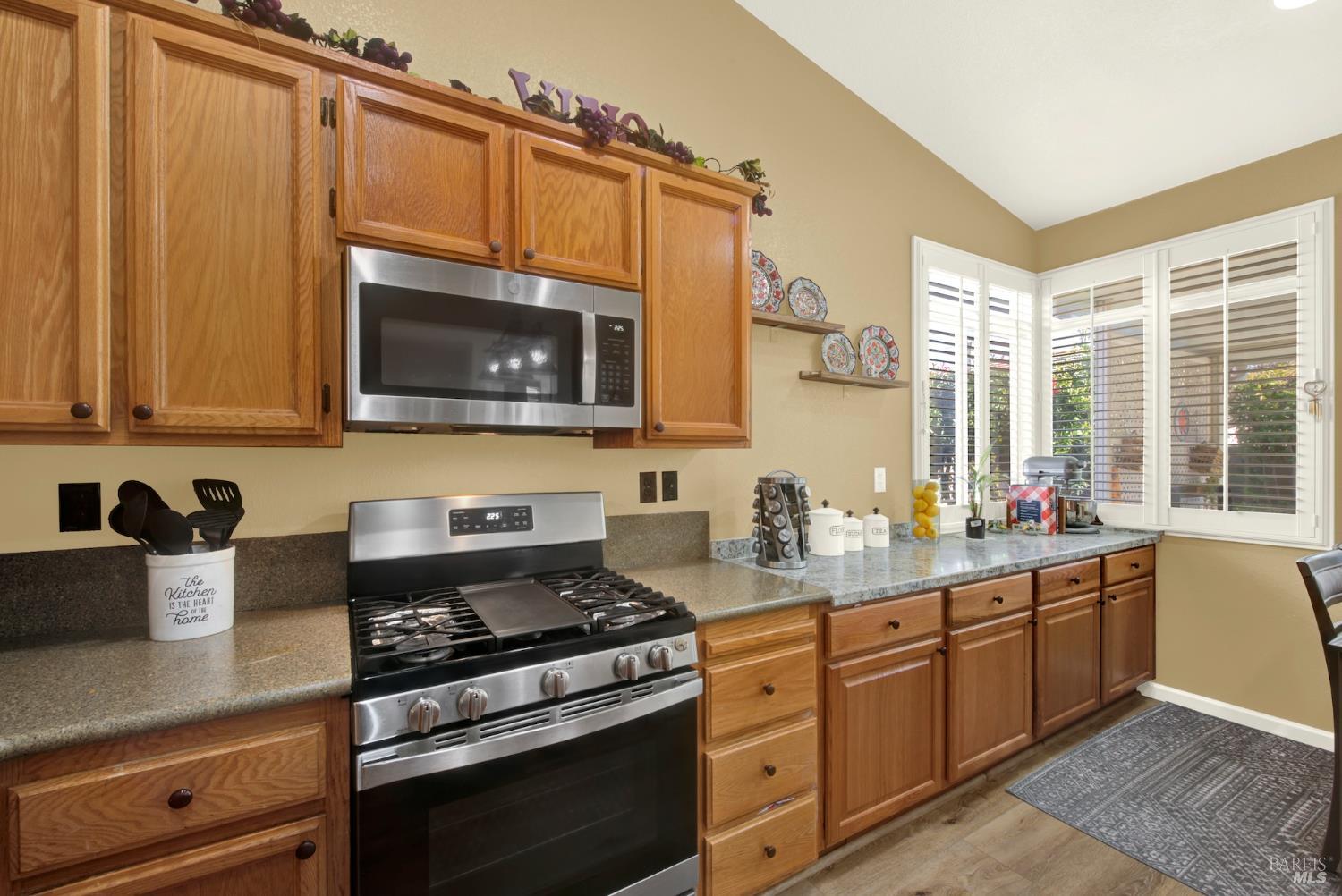 Detail Gallery Image 20 of 62 For 161 Currant Ln, Vacaville,  CA 95687 - 2 Beds | 2 Baths