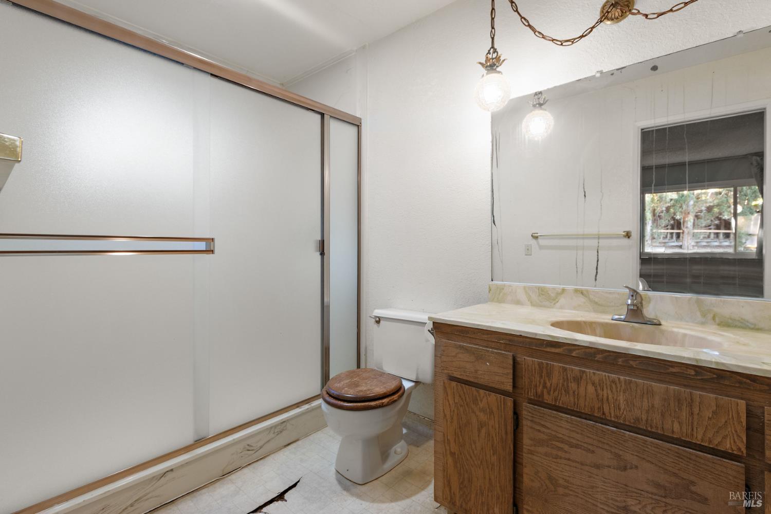 Detail Gallery Image 16 of 34 For 1084 Jamie Dr, Concord,  CA 94518 - 4 Beds | 2/1 Baths