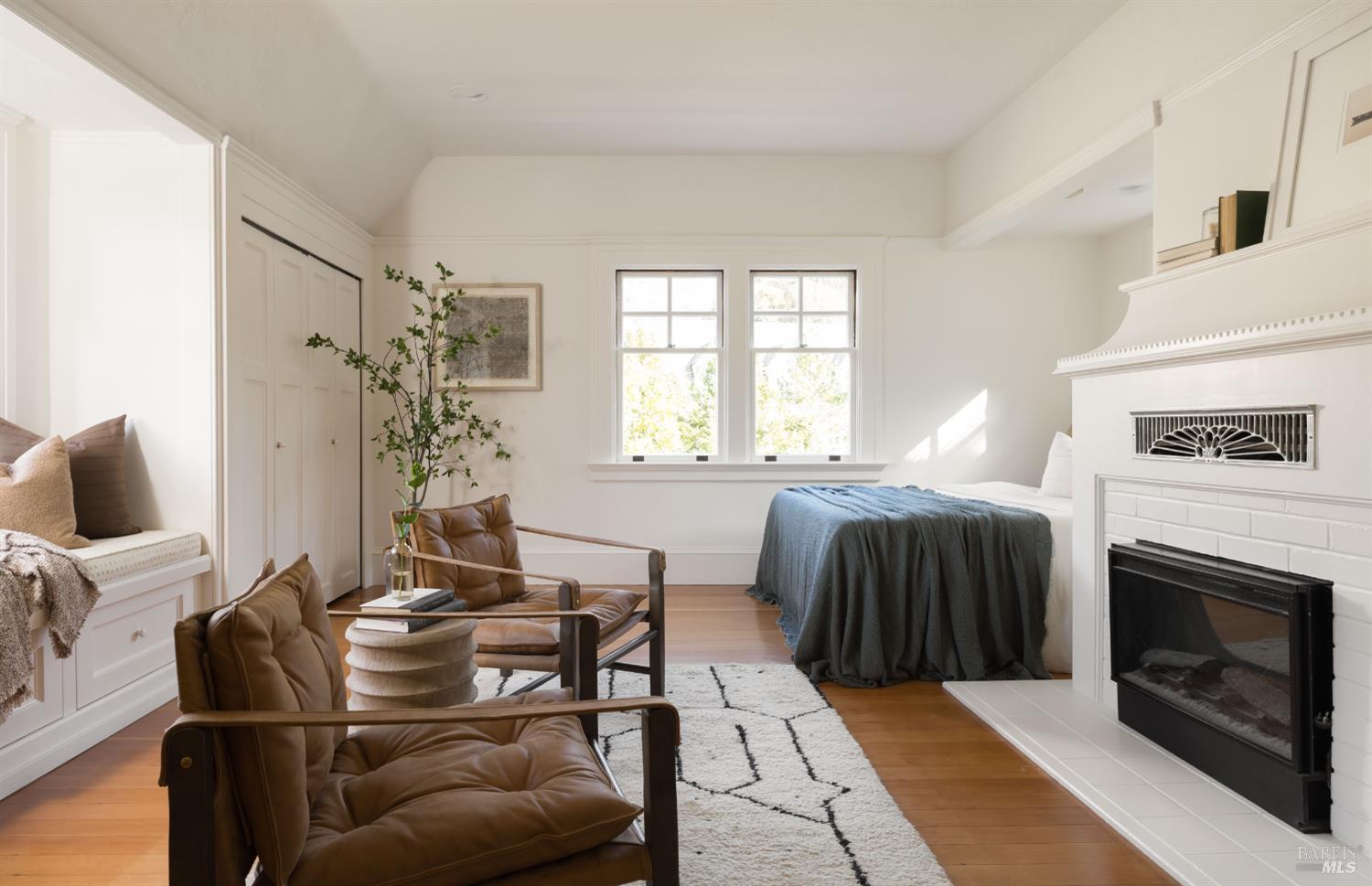 Detail Gallery Image 25 of 43 For 178 Palm Ave, San Rafael,  CA 94901 - 5 Beds | 3/2 Baths