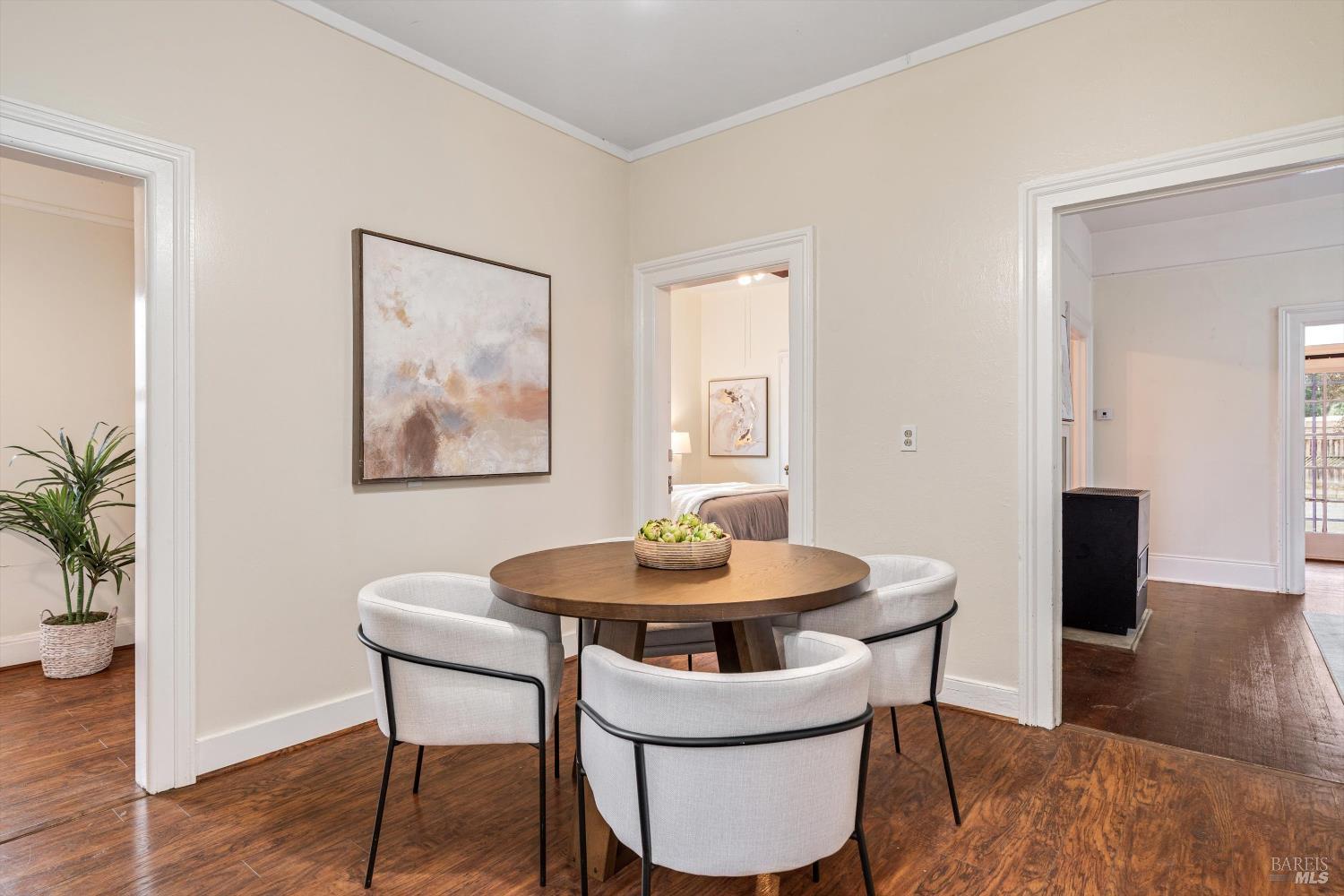 Detail Gallery Image 10 of 40 For 317 8th St, Petaluma,  CA 94952 - 4 Beds | 2 Baths