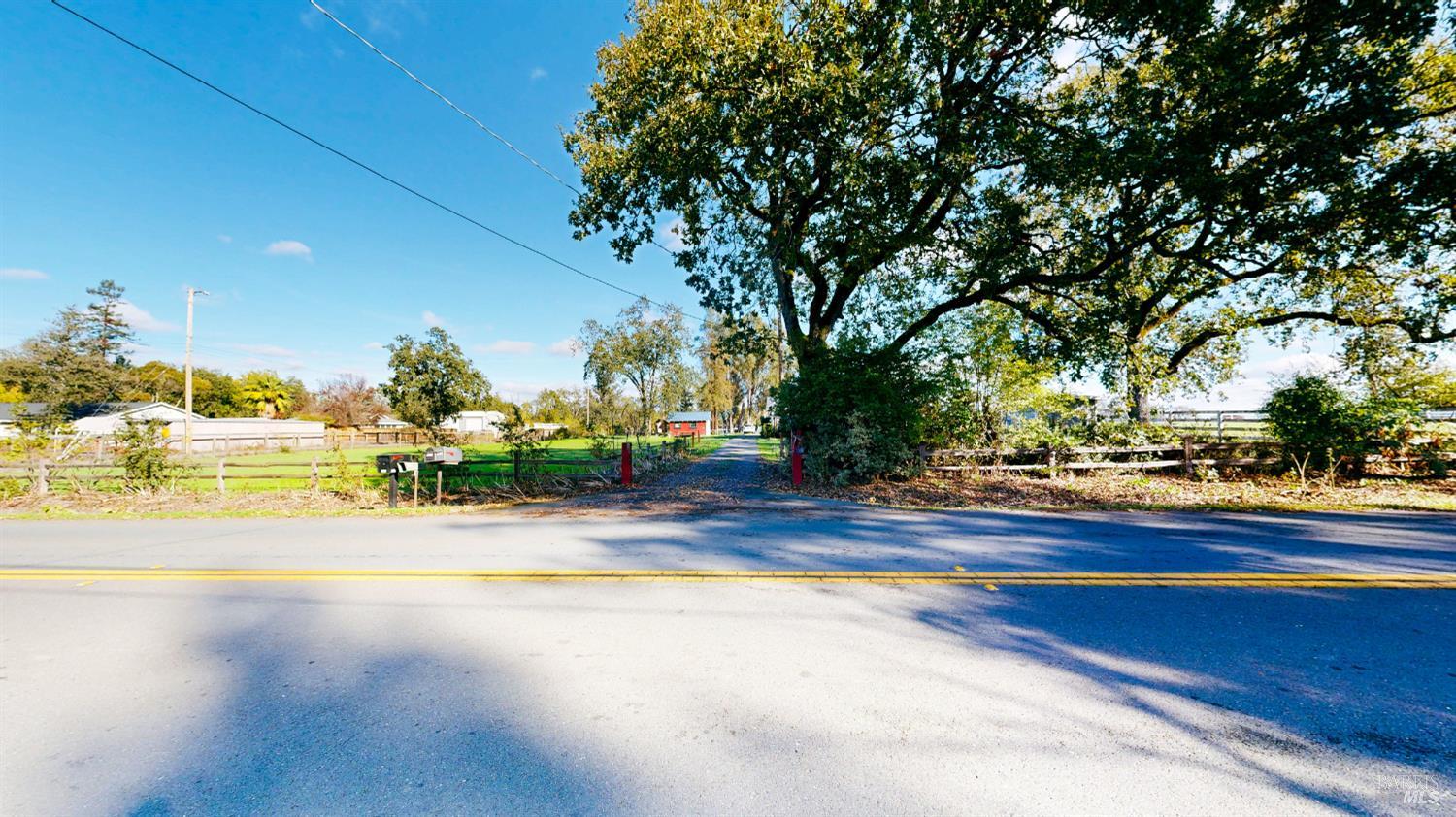 Detail Gallery Image 72 of 99 For 380 Irwin Ln, Santa Rosa,  CA 95401 - 3 Beds | 2 Baths