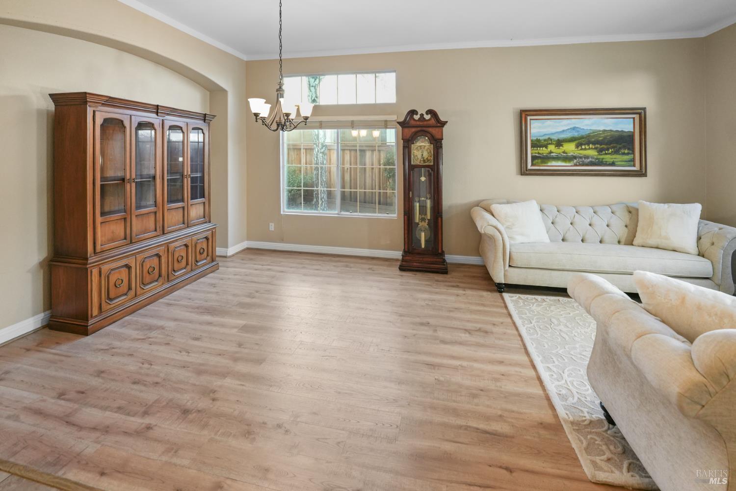 Detail Gallery Image 10 of 34 For 655 Yachtsman Ct, Dixon,  CA 95620 - 4 Beds | 2 Baths