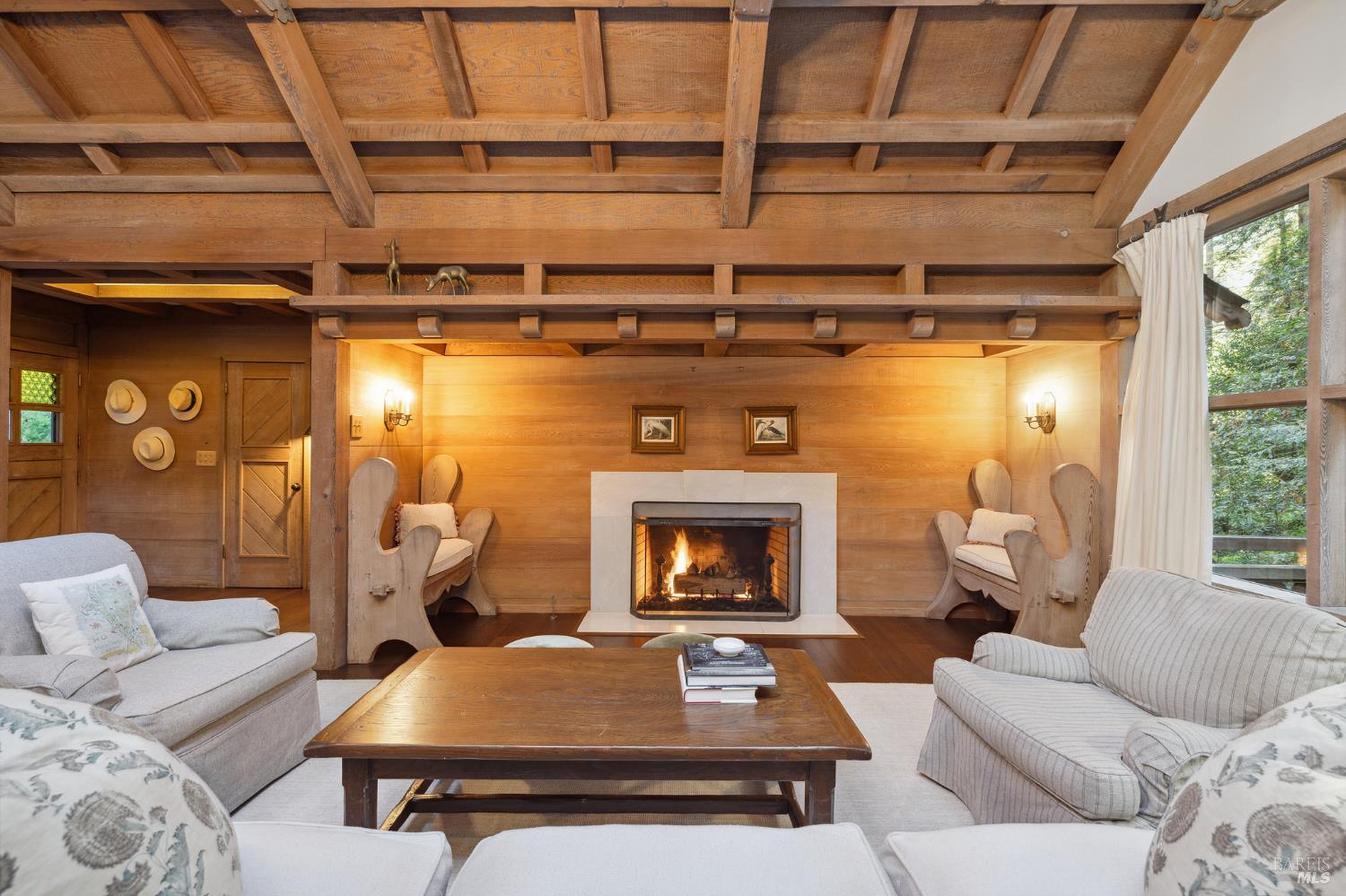 Detail Gallery Image 7 of 29 For 224 Cascade Dr, Mill Valley,  CA 94941 - 3 Beds | 2/1 Baths