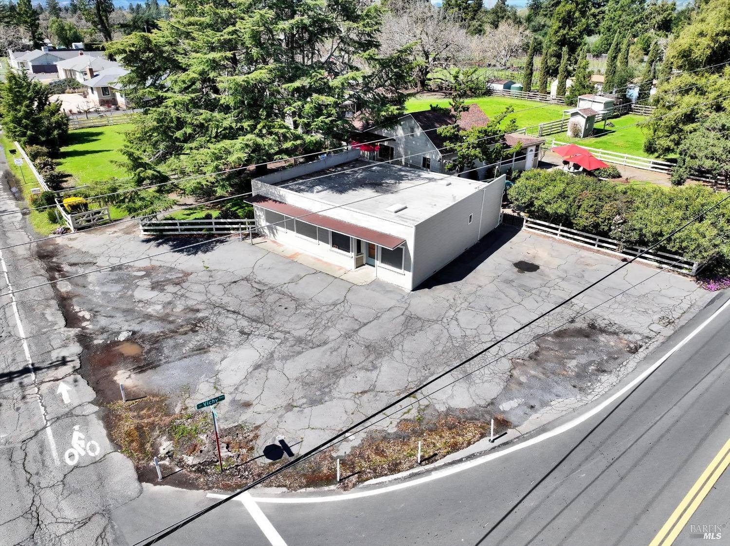 Detail Gallery Image 40 of 56 For 2060 Hagen Rd, Napa,  CA 94558 - 3 Beds | 2 Baths