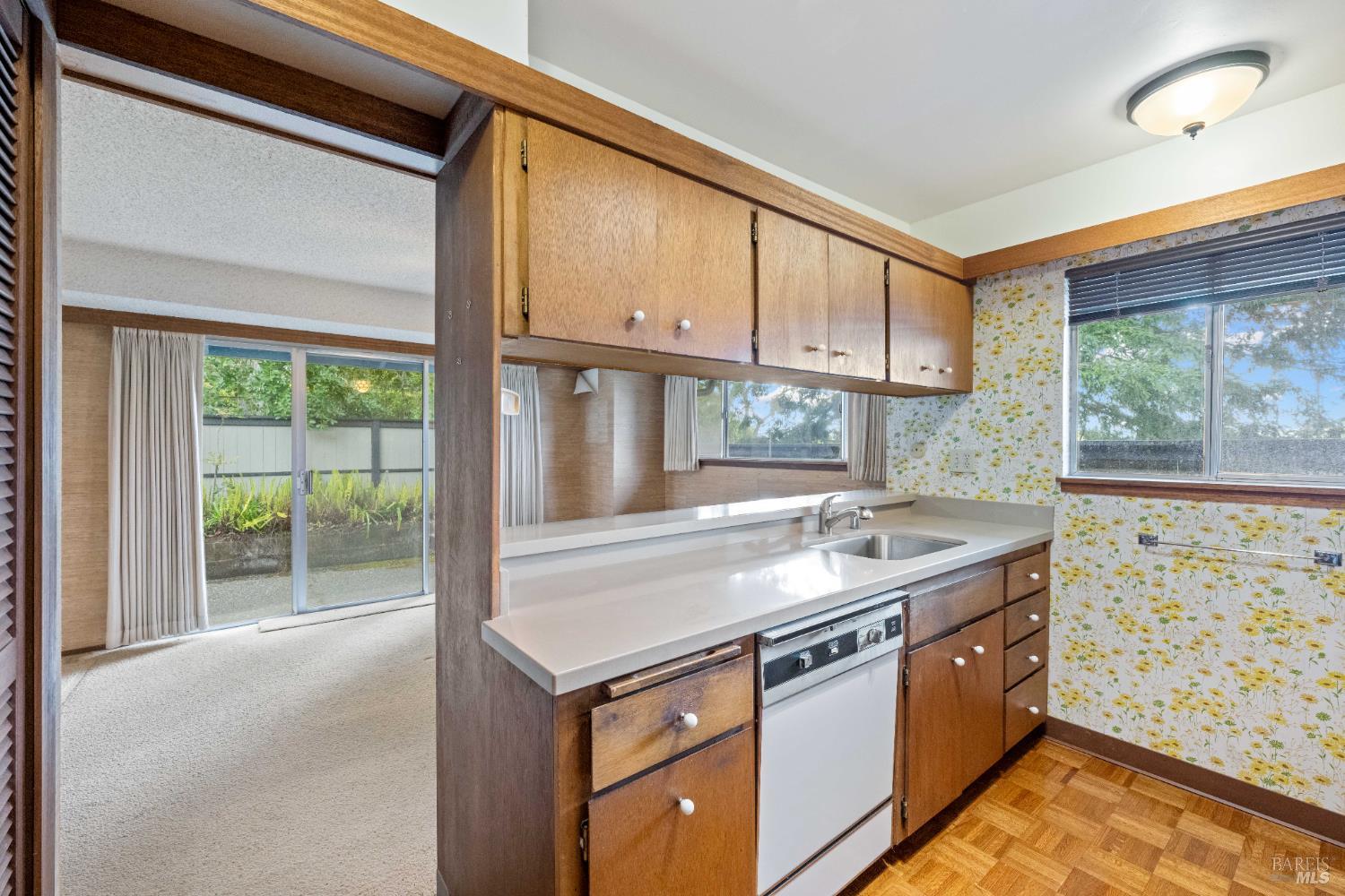 Detail Gallery Image 33 of 53 For 1026 East Ave, Napa,  CA 94559 - 2 Beds | 2 Baths