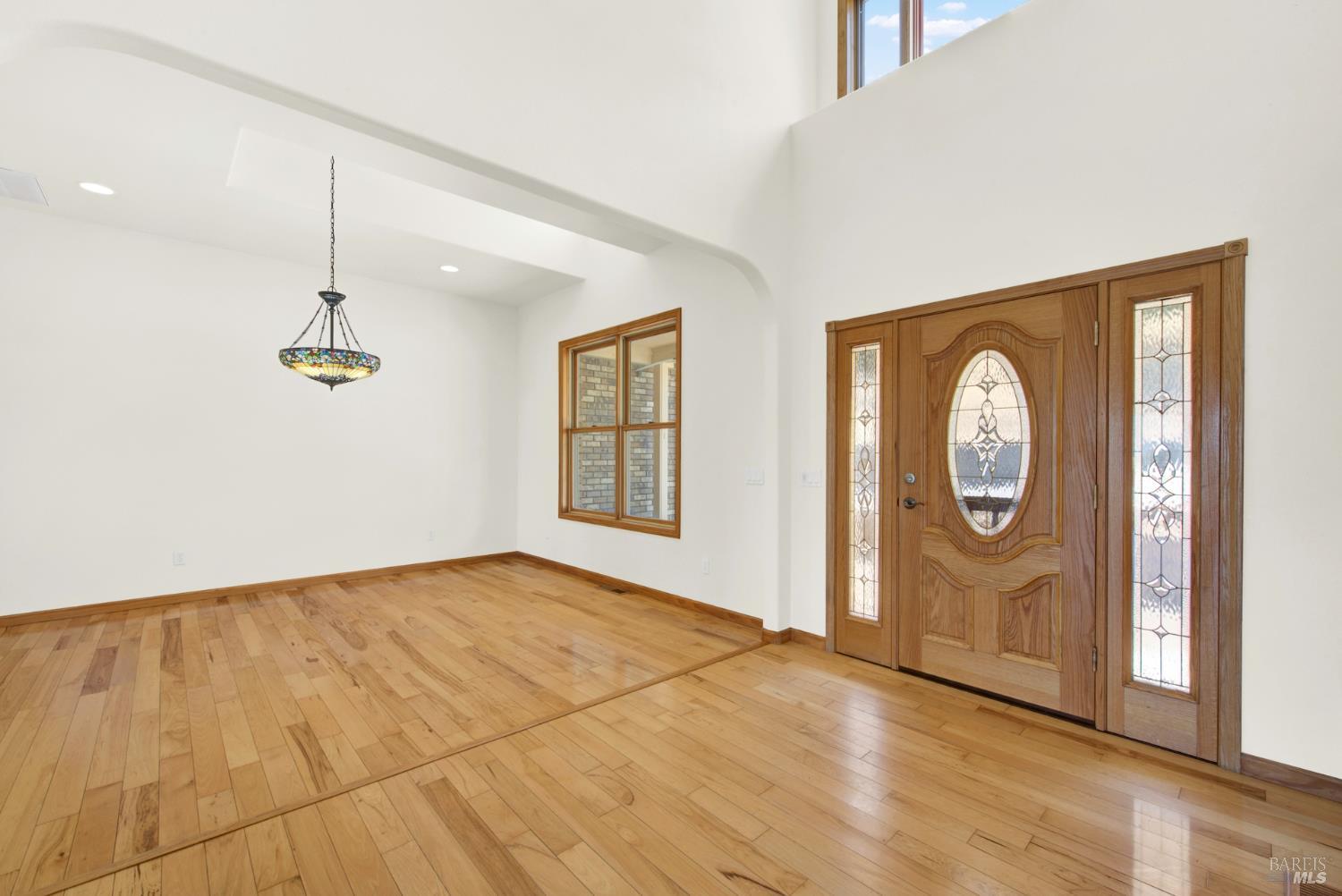 Detail Gallery Image 12 of 74 For 2136 Vineyard Hills Ct, Vacaville,  CA 95688 - 4 Beds | 3 Baths