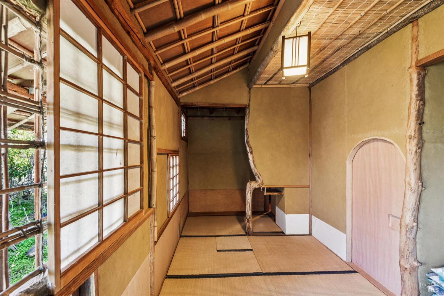 Detail Gallery Image 49 of 53 For 27 Beechwood Ct, Napa,  CA 94558 - 4 Beds | 2/1 Baths