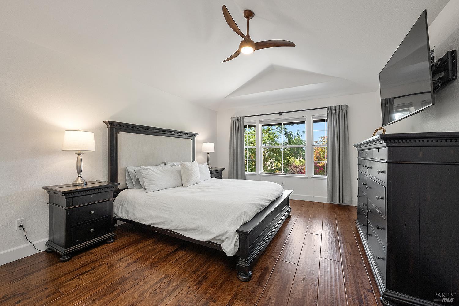 Detail Gallery Image 27 of 60 For 3991 Haven Ct, Sebastopol,  CA 95472 - 4 Beds | 2/1 Baths