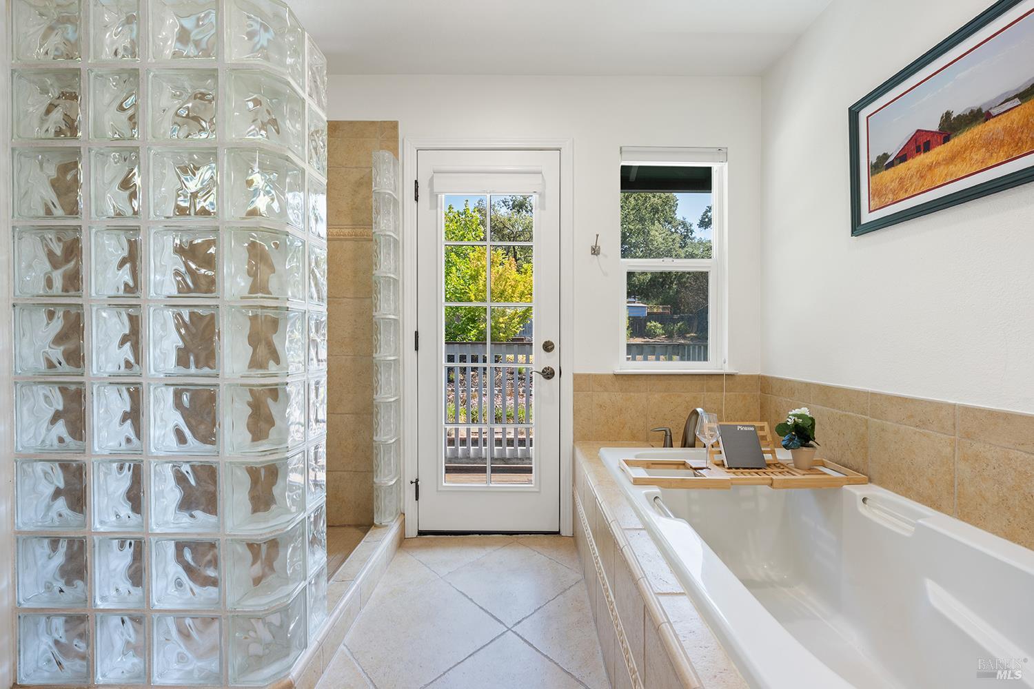 Detail Gallery Image 30 of 60 For 3991 Haven Ct, Sebastopol,  CA 95472 - 4 Beds | 2/1 Baths