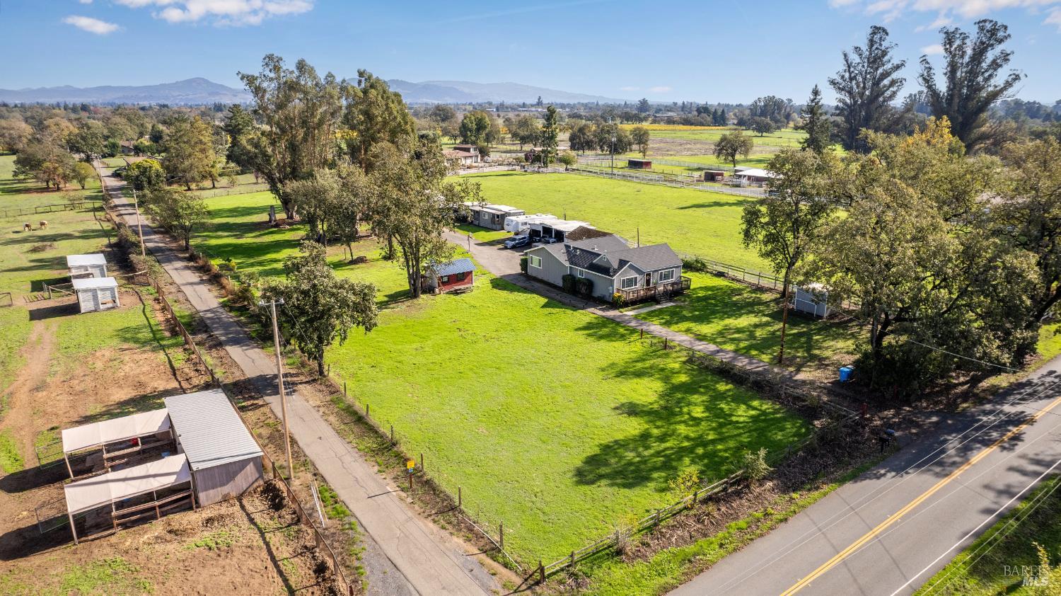 Detail Gallery Image 82 of 99 For 380 Irwin Ln, Santa Rosa,  CA 95401 - 3 Beds | 2 Baths