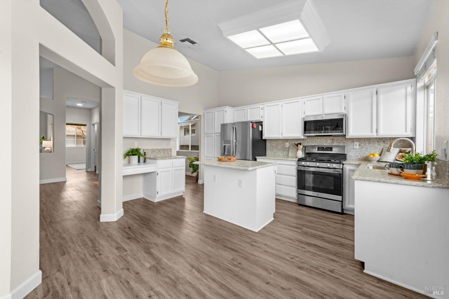 Detail Gallery Image 12 of 44 For 149 Currant Ln, Vacaville,  CA 95687 - 3 Beds | 2 Baths